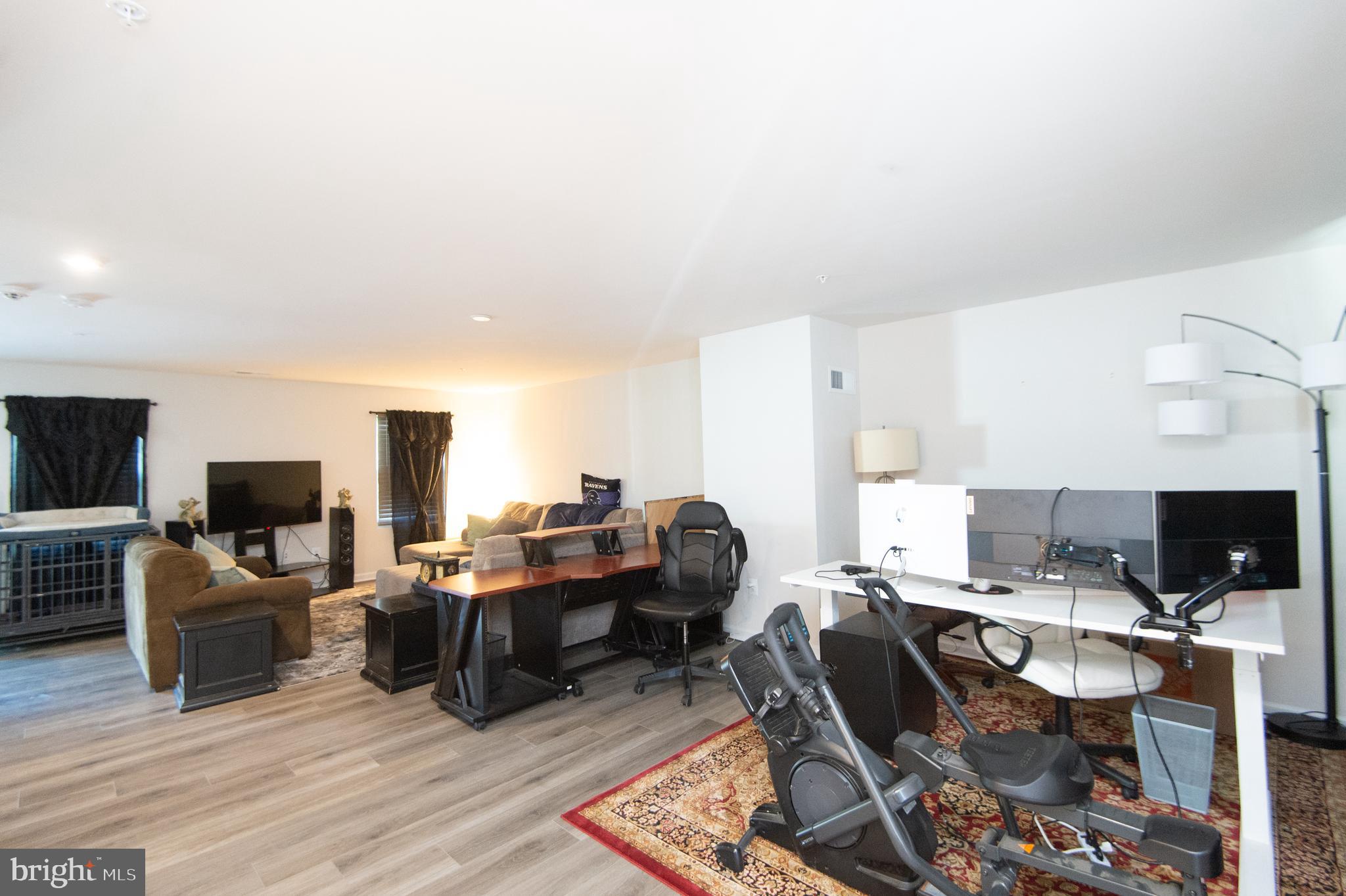 HERON POINT - Residential