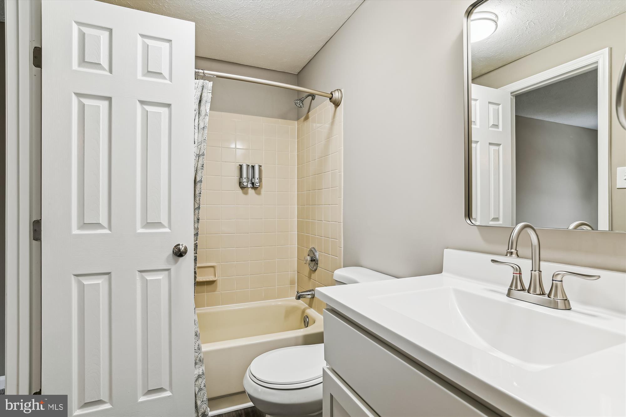 THE BLUFFS AT DEEP CREEK - Residential