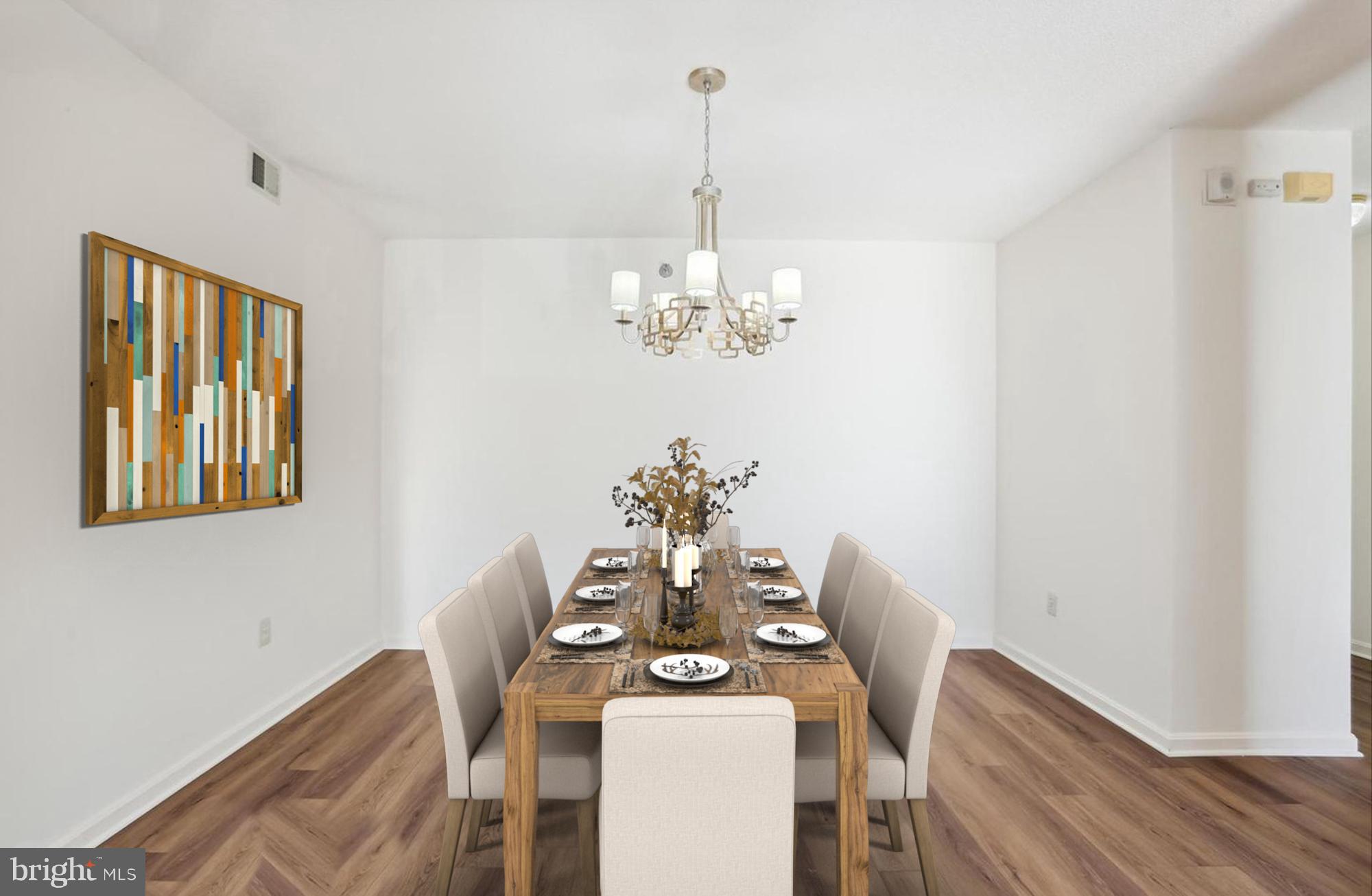 TURNBERRY COURTS AT LEIS - Residential