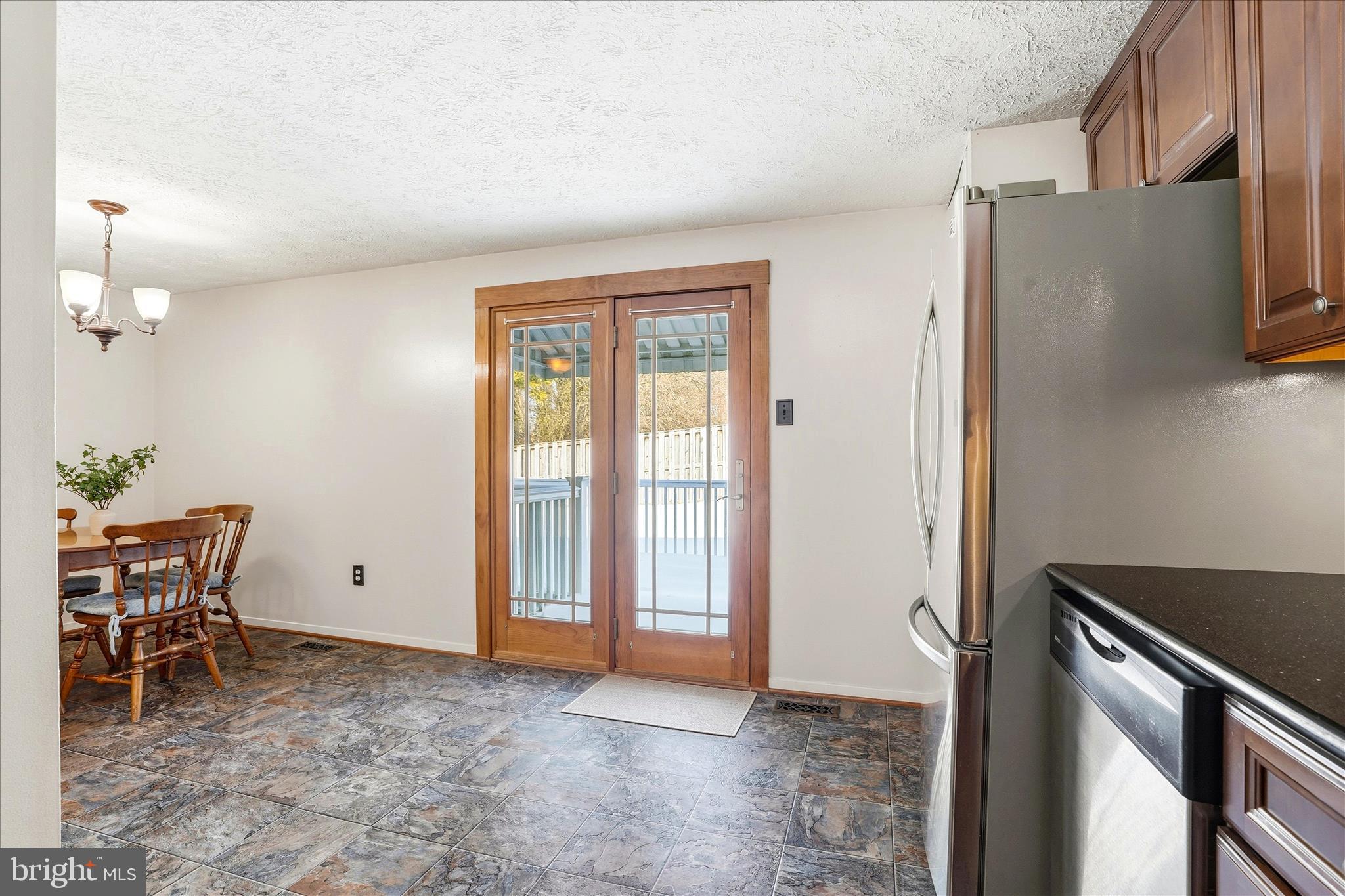 WASHINGTON COURT - Residential