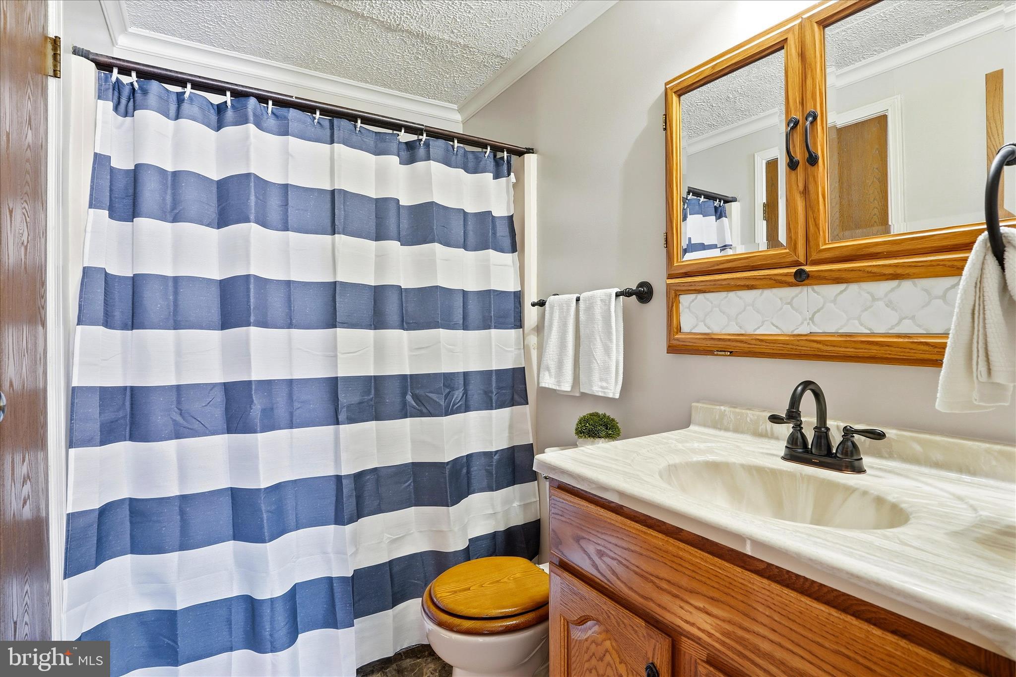 WASHINGTON COURT - Residential