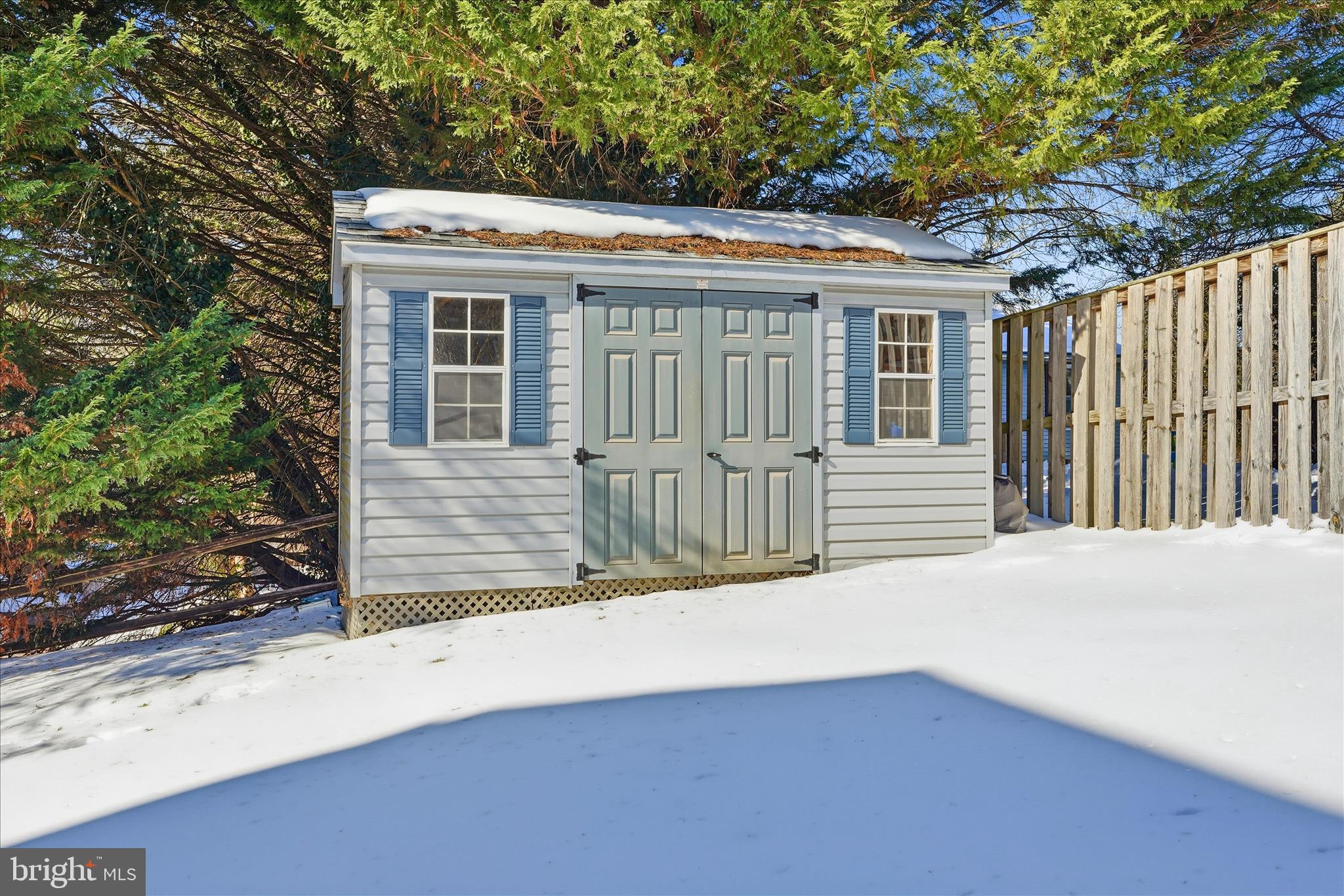 WASHINGTON COURT - Residential