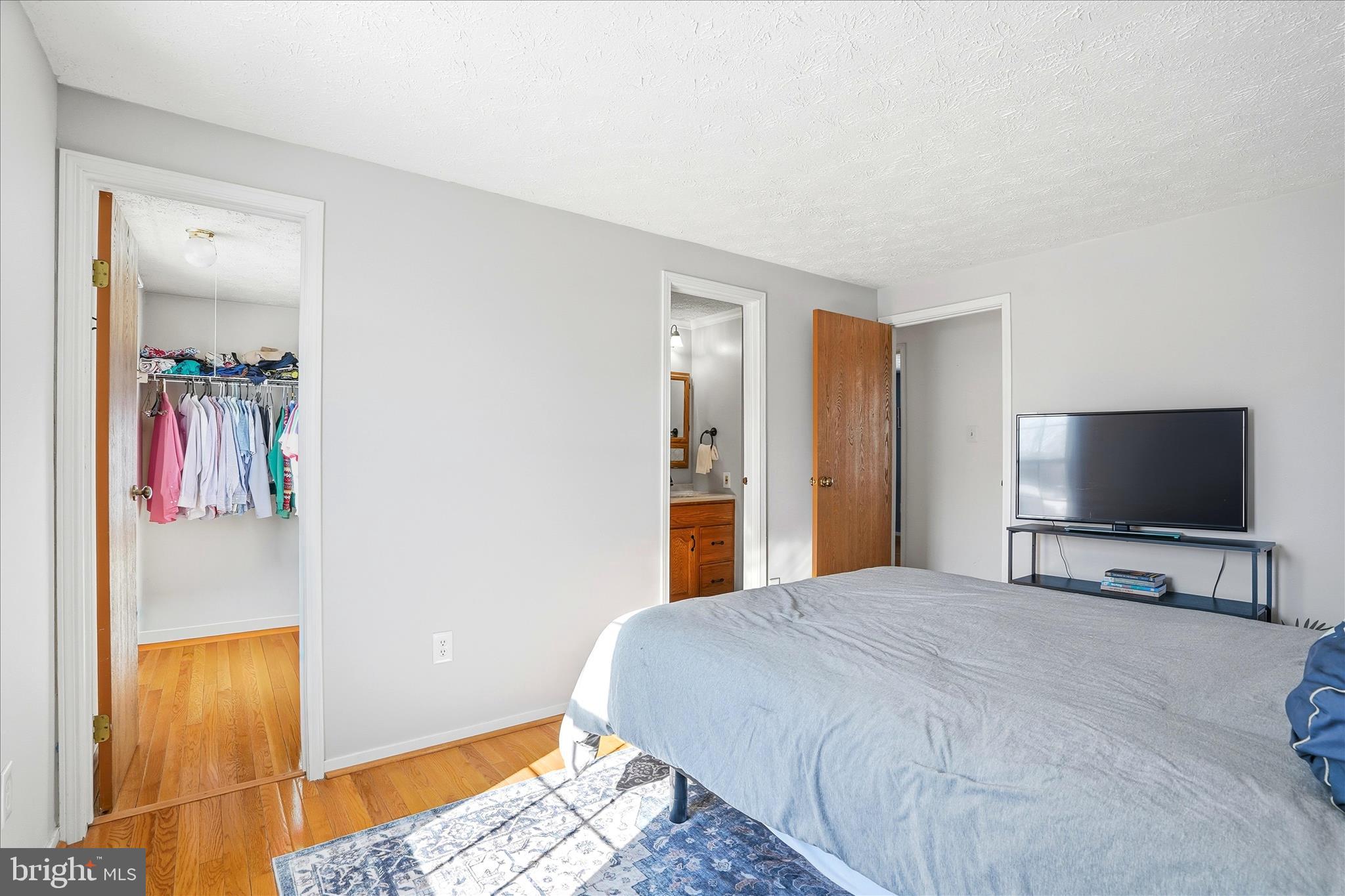 WASHINGTON COURT - Residential