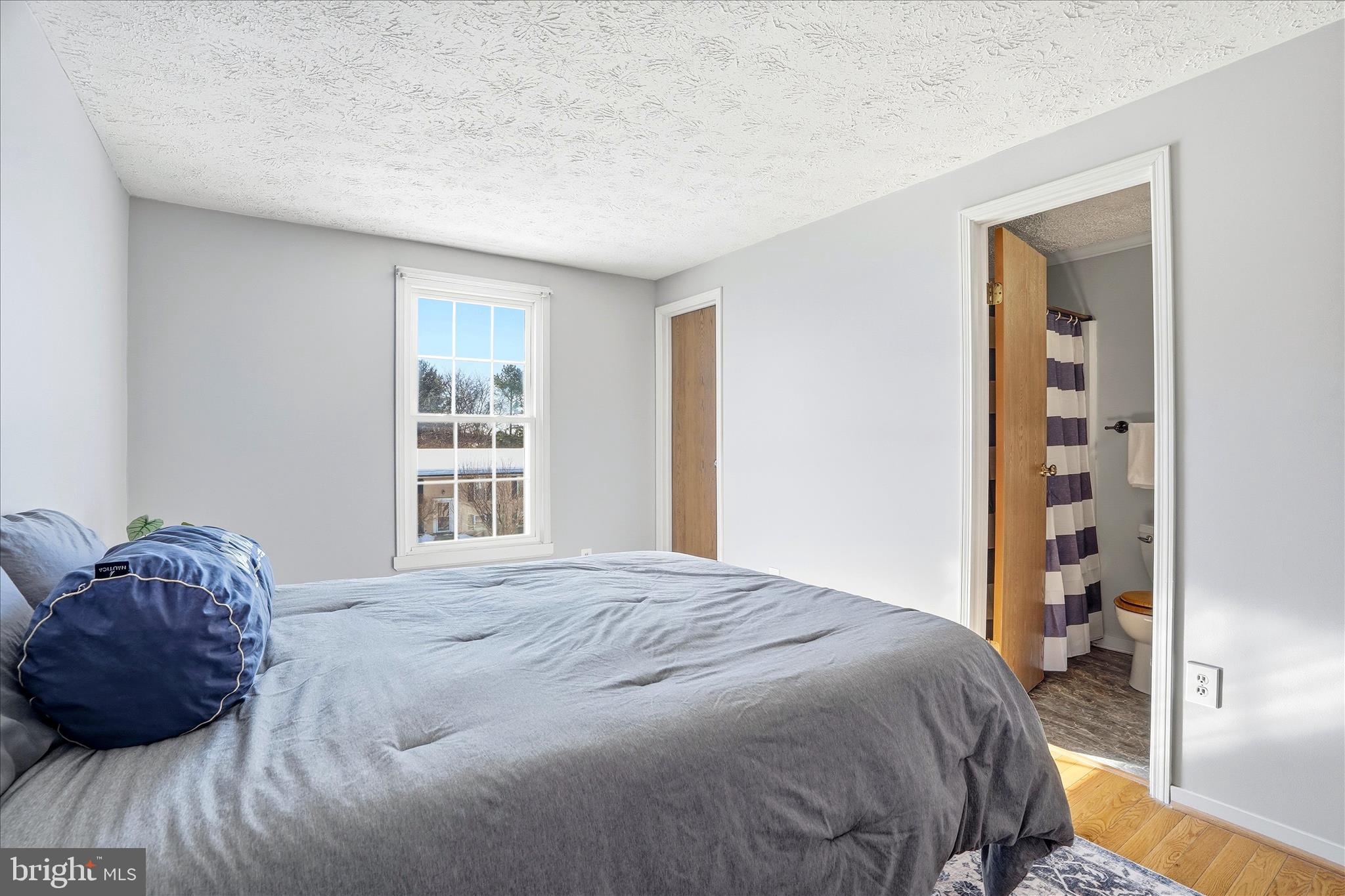 WASHINGTON COURT - Residential