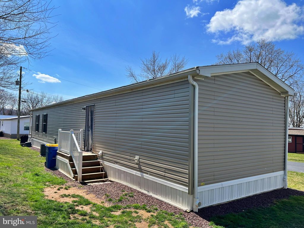 Photo of 337 DON DR, NEW HOLLAND, PA 17557 (MLS # PALA2032552)