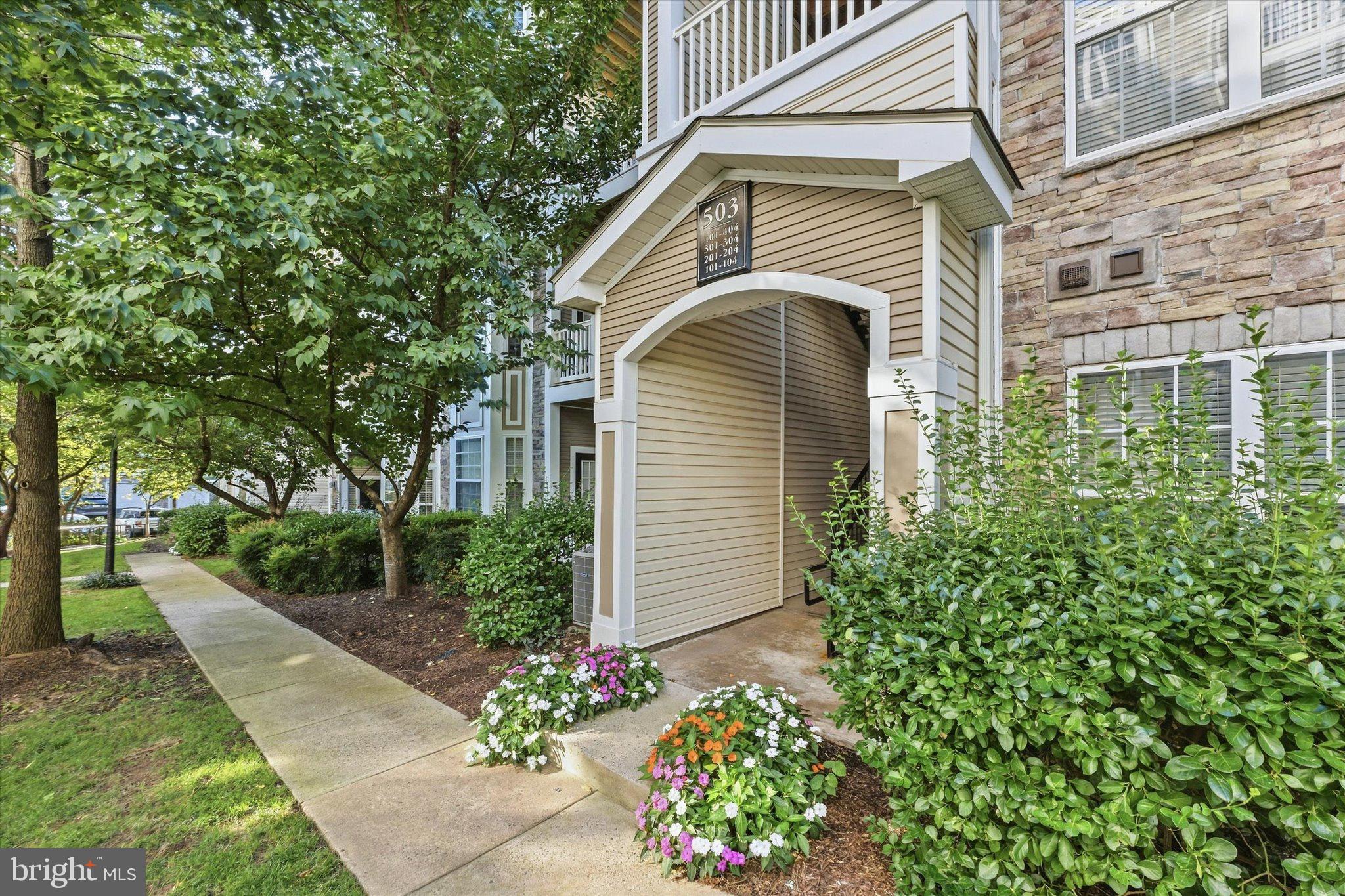 503 SUNSET VIEW TERRACE SE 404