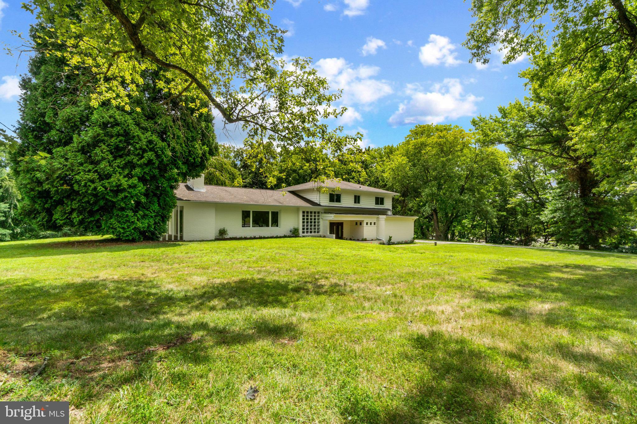 3 NOB HILL PARK DRIVE