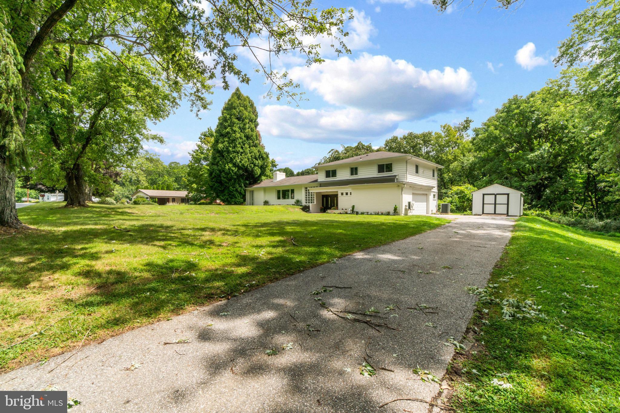 3 NOB HILL PARK DRIVE