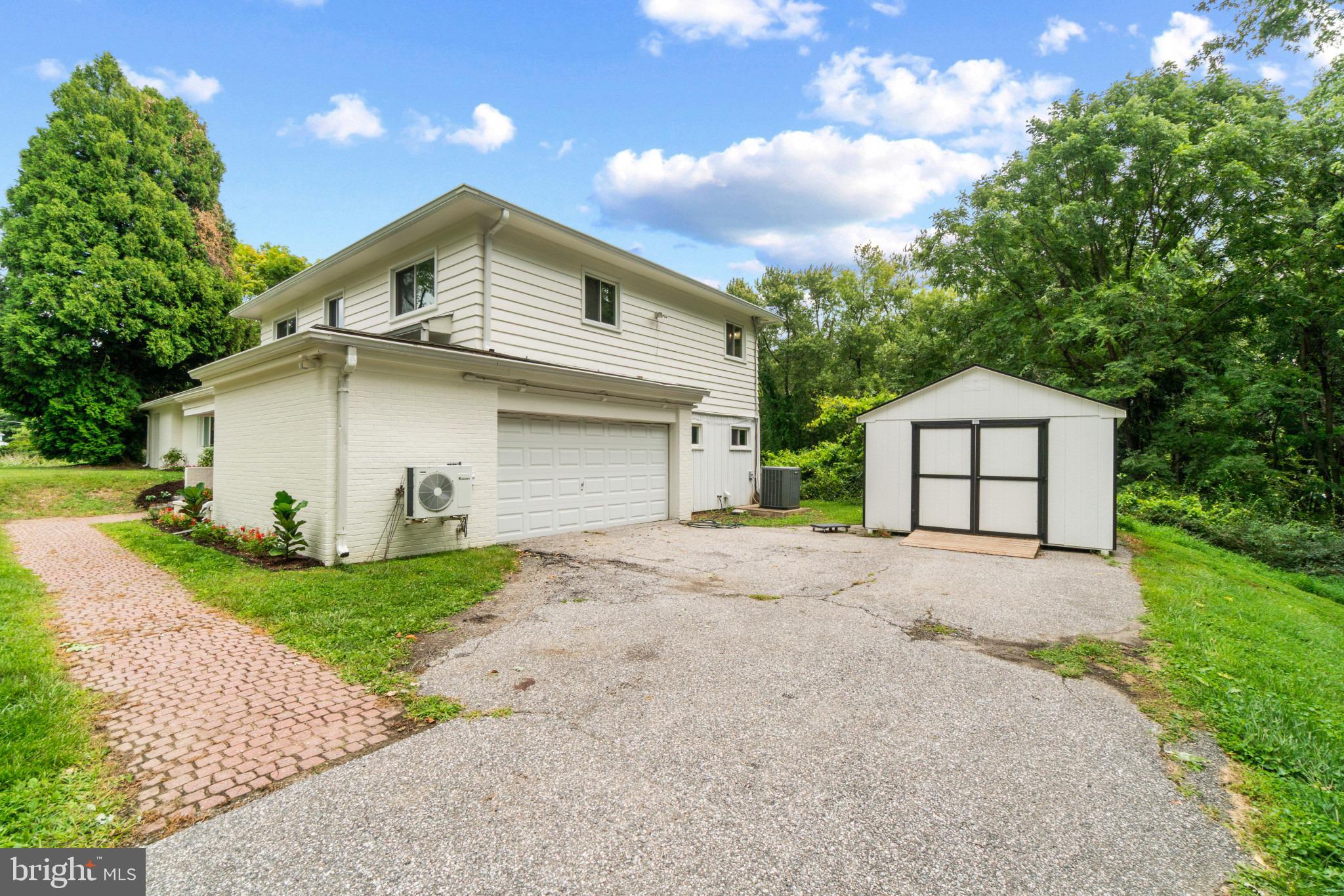 3 NOB HILL PARK DRIVE