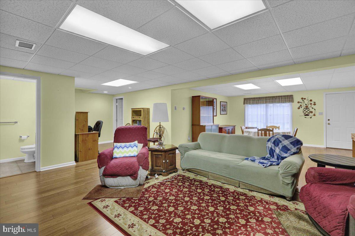 DOGWOOD PL - Residential