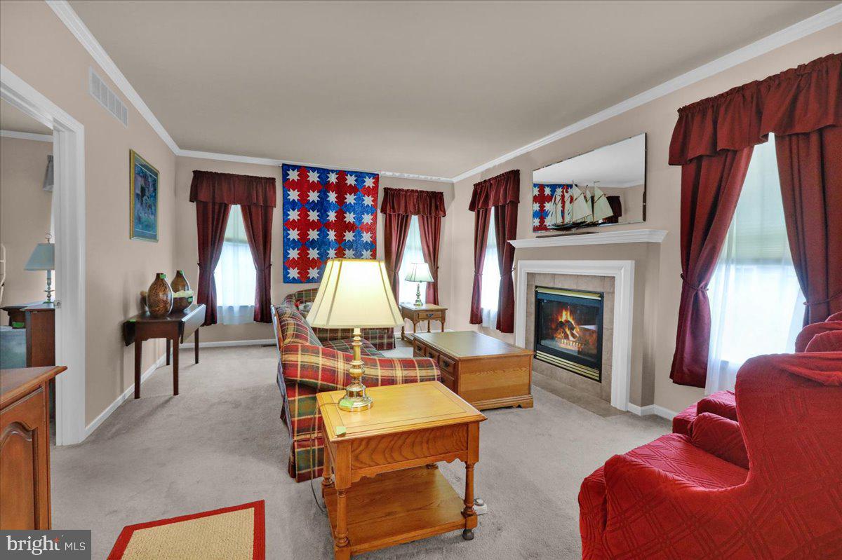 DOGWOOD PL - Residential