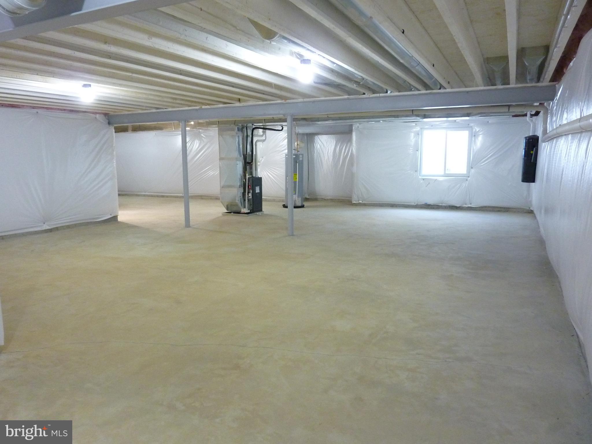 OLD COUNTRY FARMS - Residential