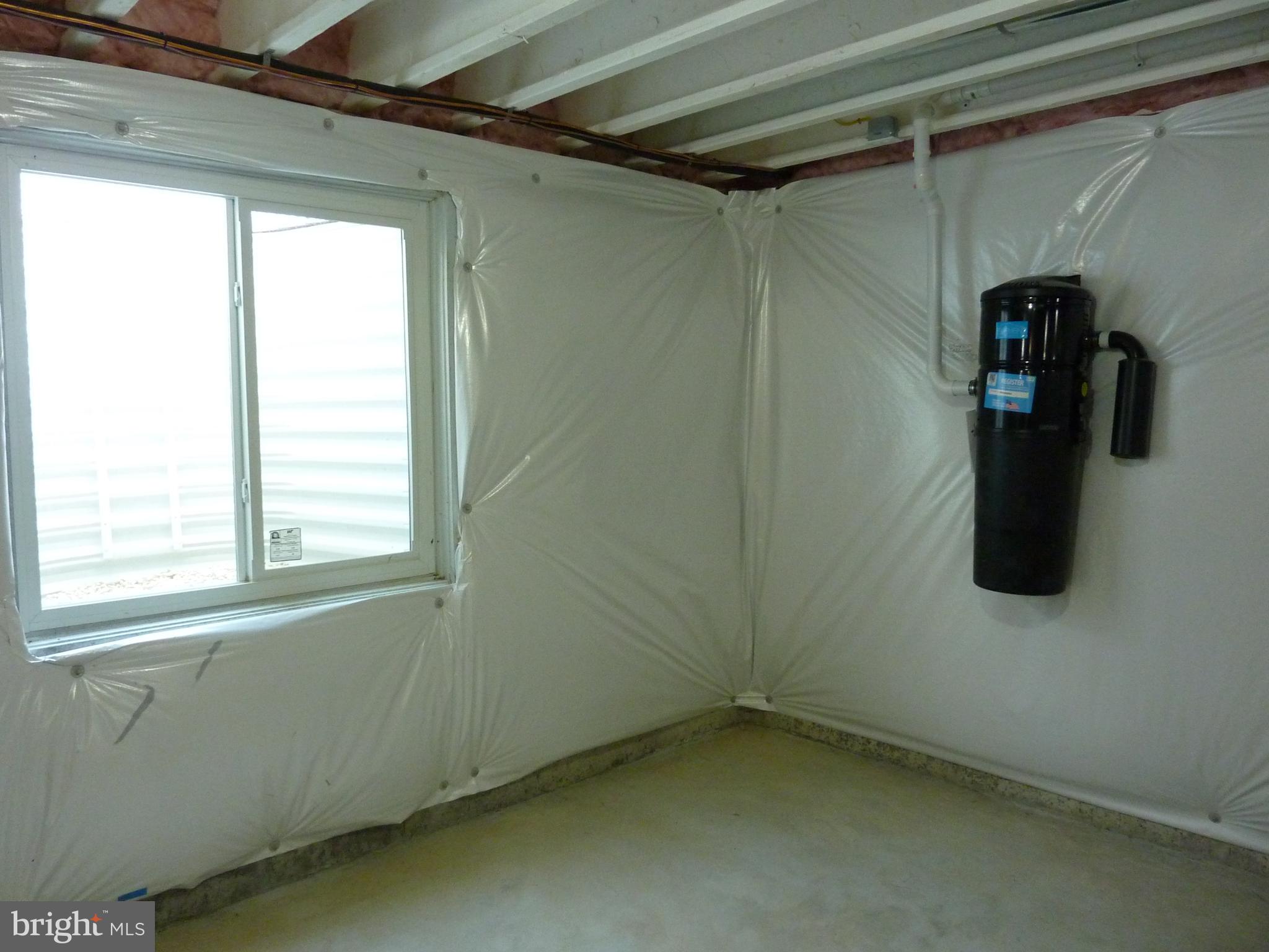 OLD COUNTRY FARMS - Residential