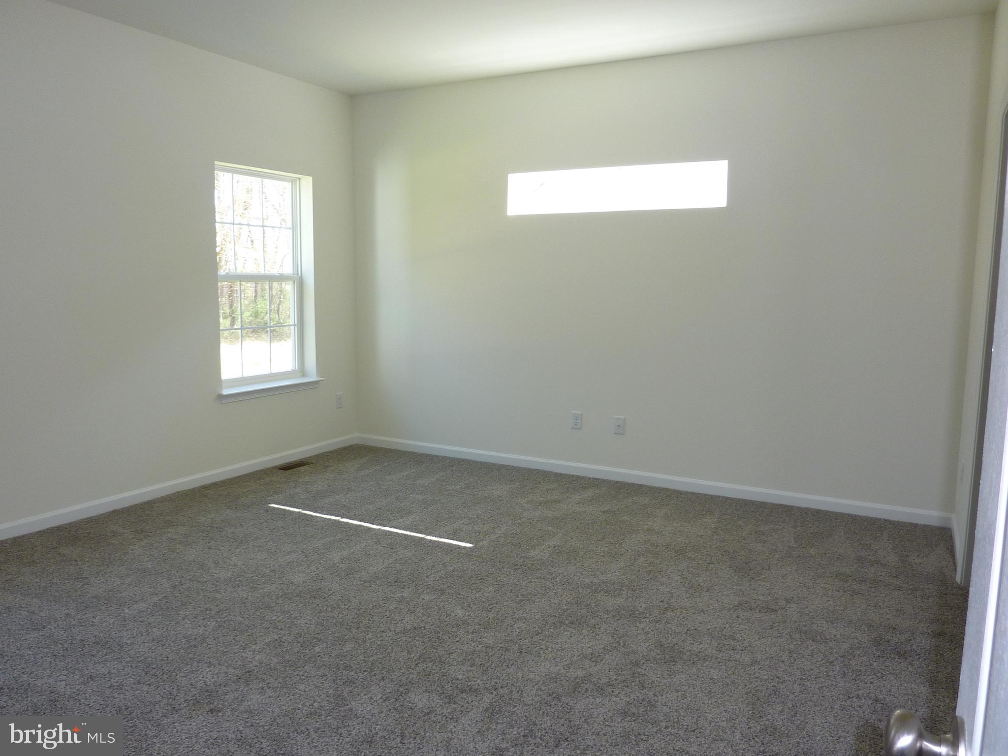 OLD COUNTRY FARMS - Residential