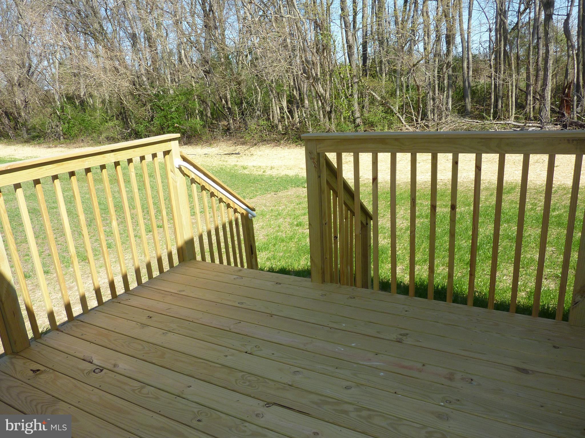 OLD COUNTRY FARMS - Residential