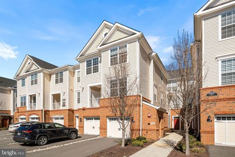 Photo of 23235 Milltown Knoll Square #108, ASHBURN, VA 20148 (MLS # VALO2118020)