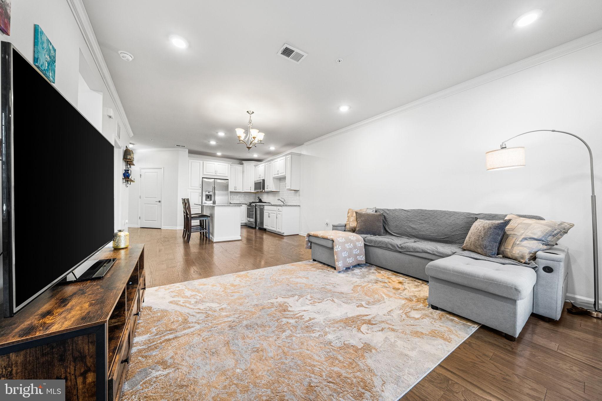 LOUDOUN VALLEY RIDGES - Residential