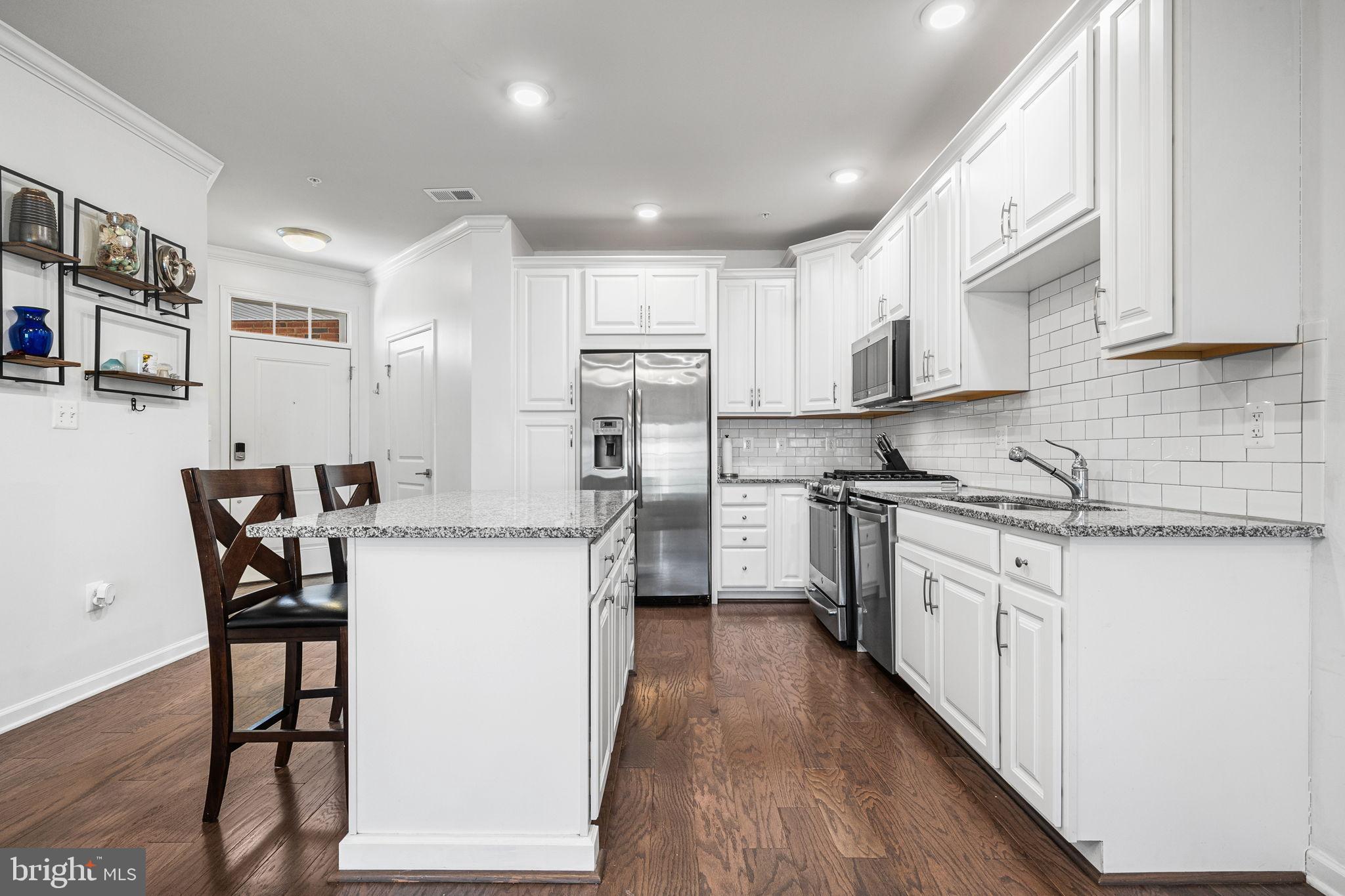 LOUDOUN VALLEY RIDGES - Residential