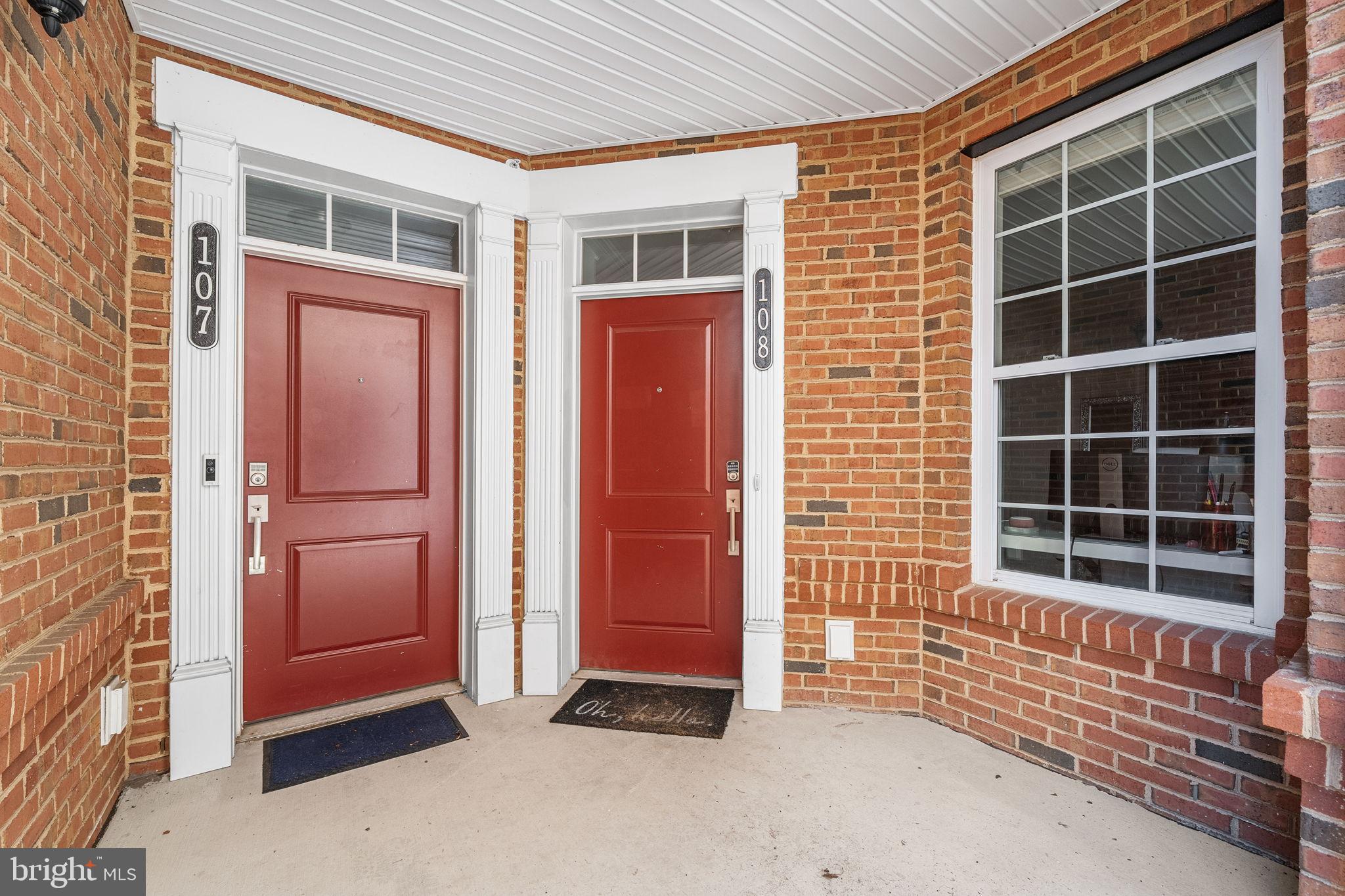 LOUDOUN VALLEY RIDGES - Residential