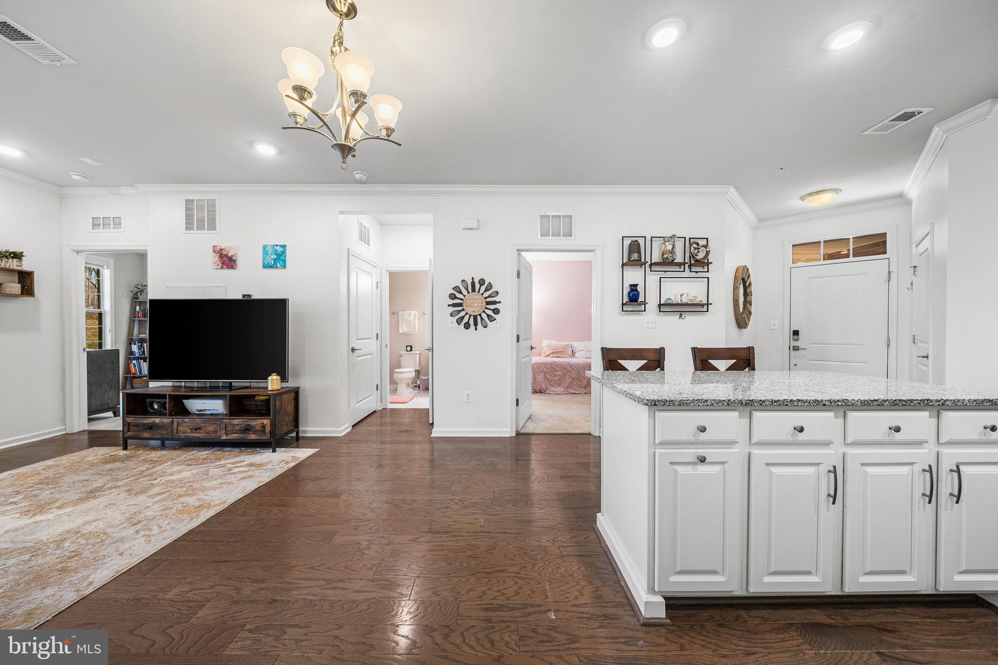 LOUDOUN VALLEY RIDGES - Residential