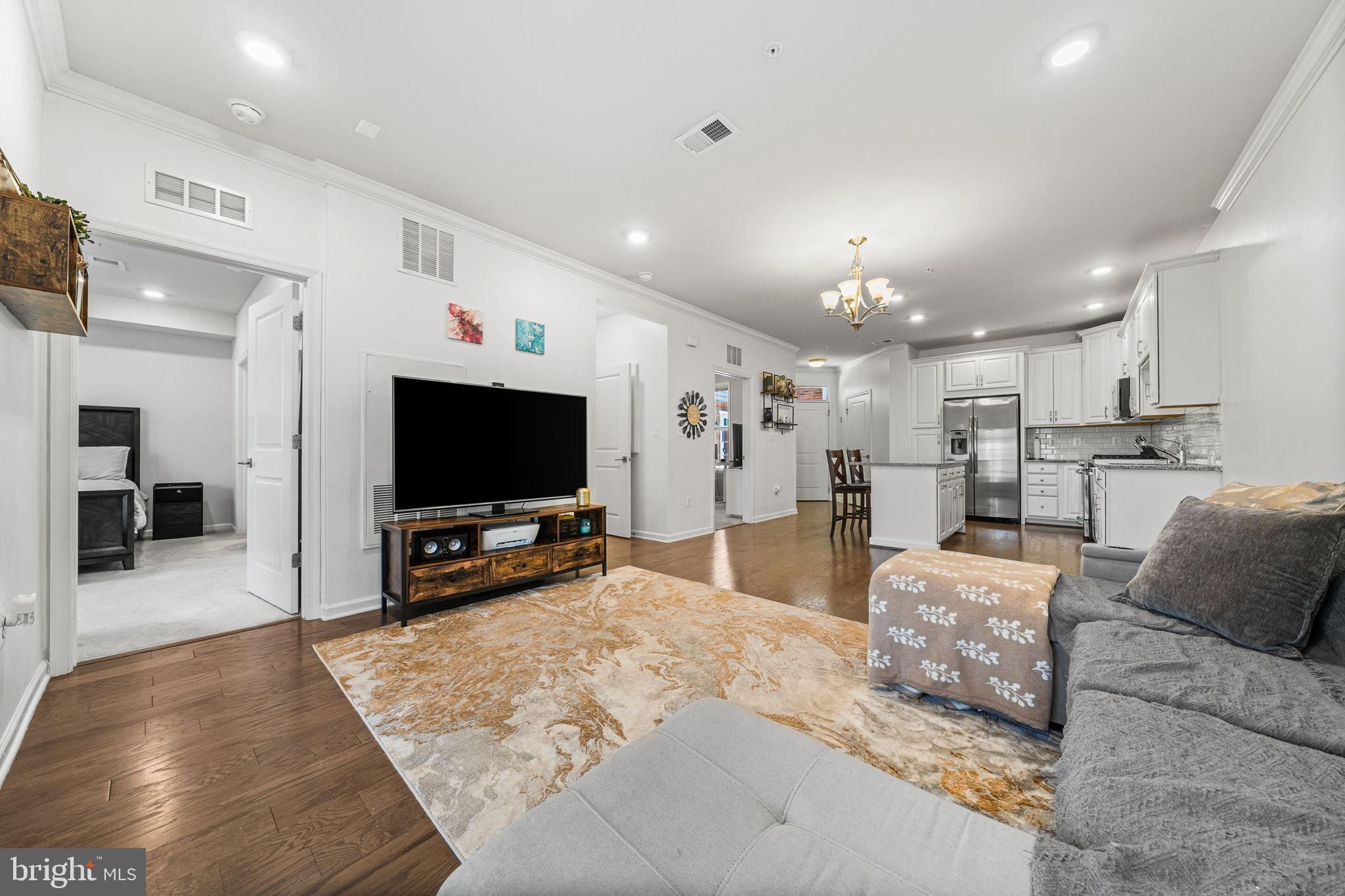 LOUDOUN VALLEY RIDGES - Residential