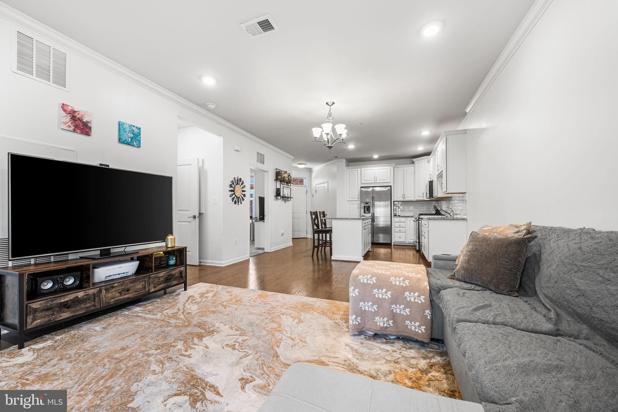 LOUDOUN VALLEY RIDGES - Residential