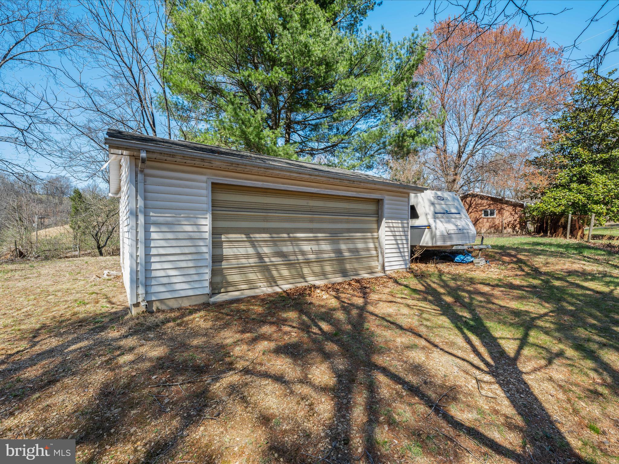 LAKEWOOD HILLS - Residential