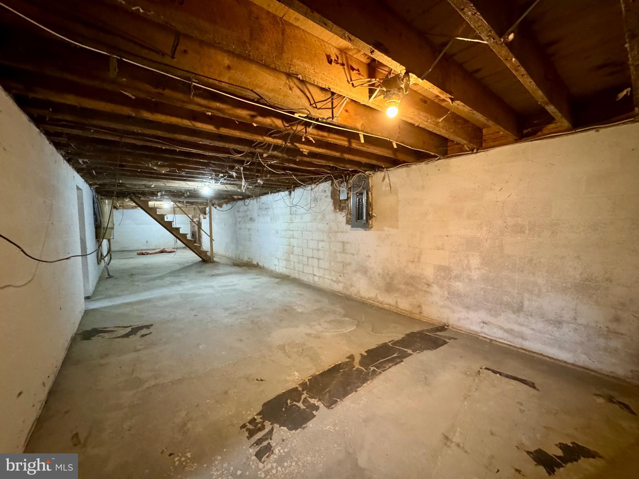 LAKEWOOD HILLS - Residential