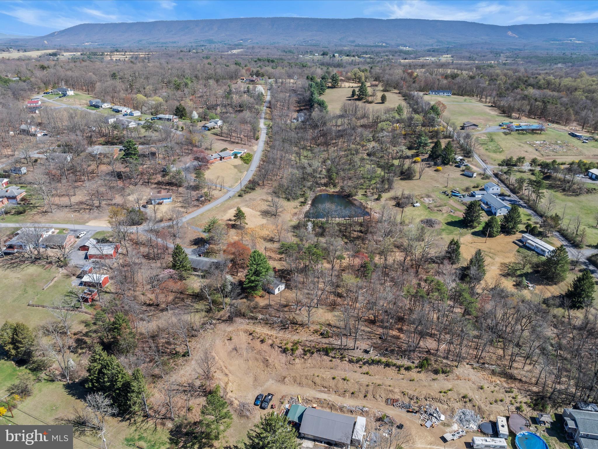 LAKEWOOD HILLS - Residential