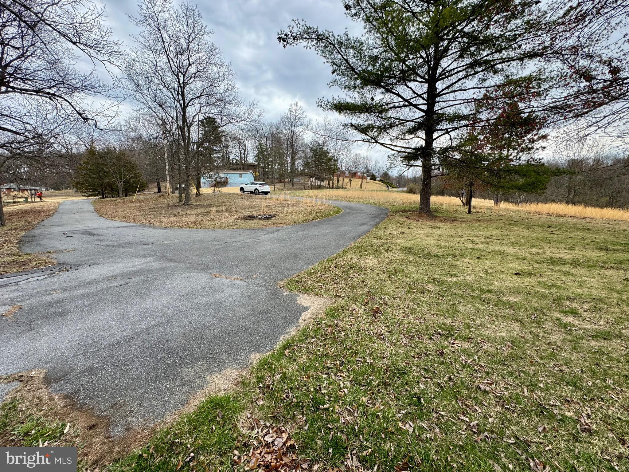 LAKEWOOD HILLS - Residential