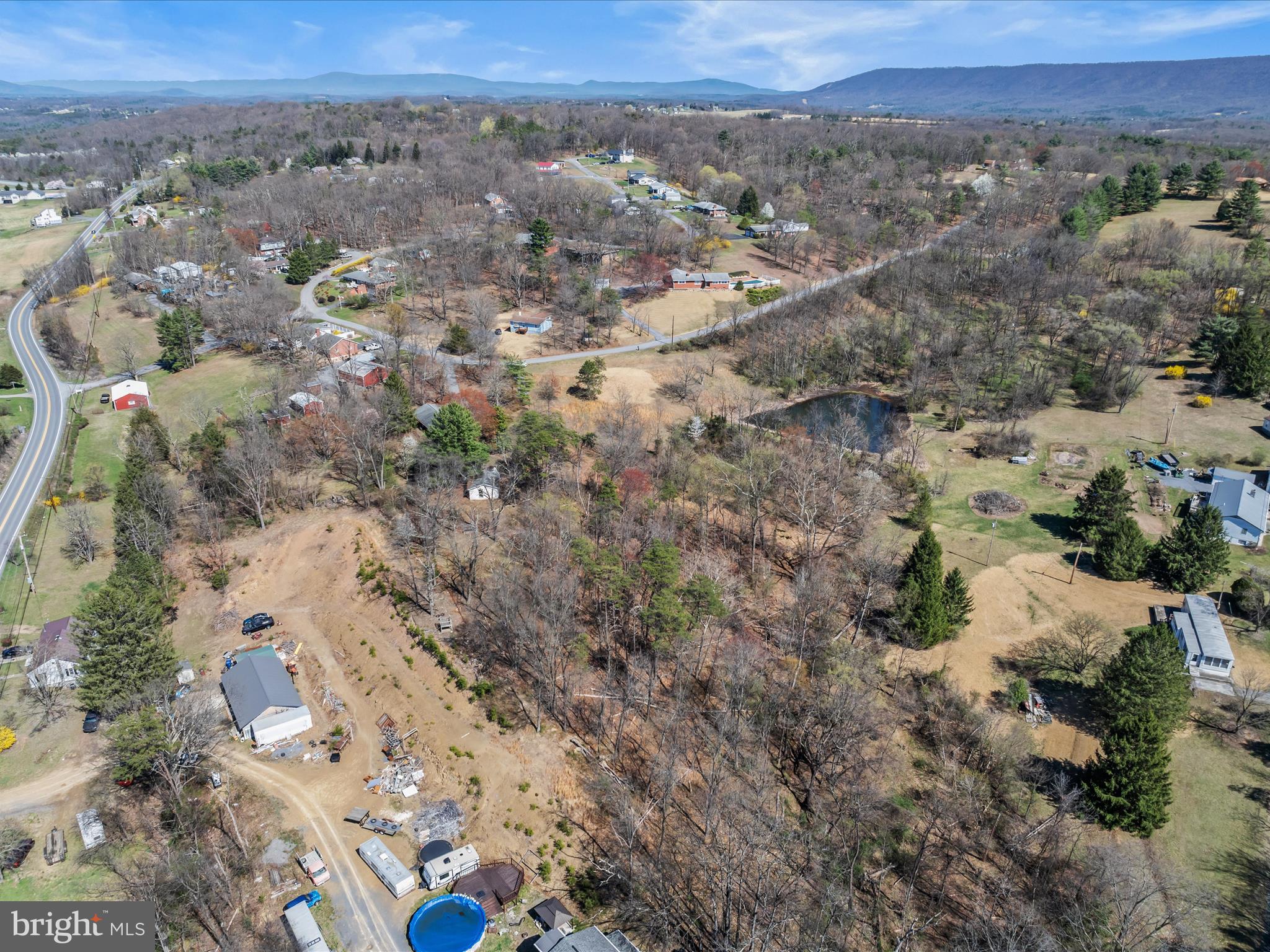 LAKEWOOD HILLS - Residential