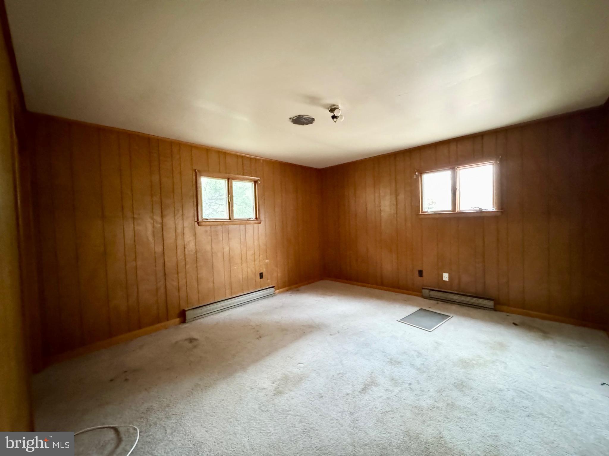 LAKEWOOD HILLS - Residential