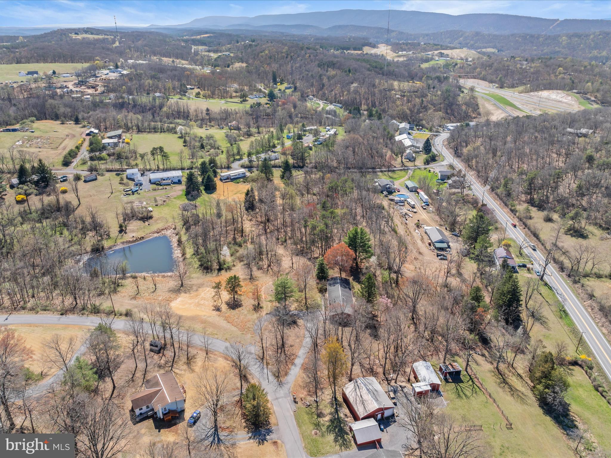 LAKEWOOD HILLS - Residential