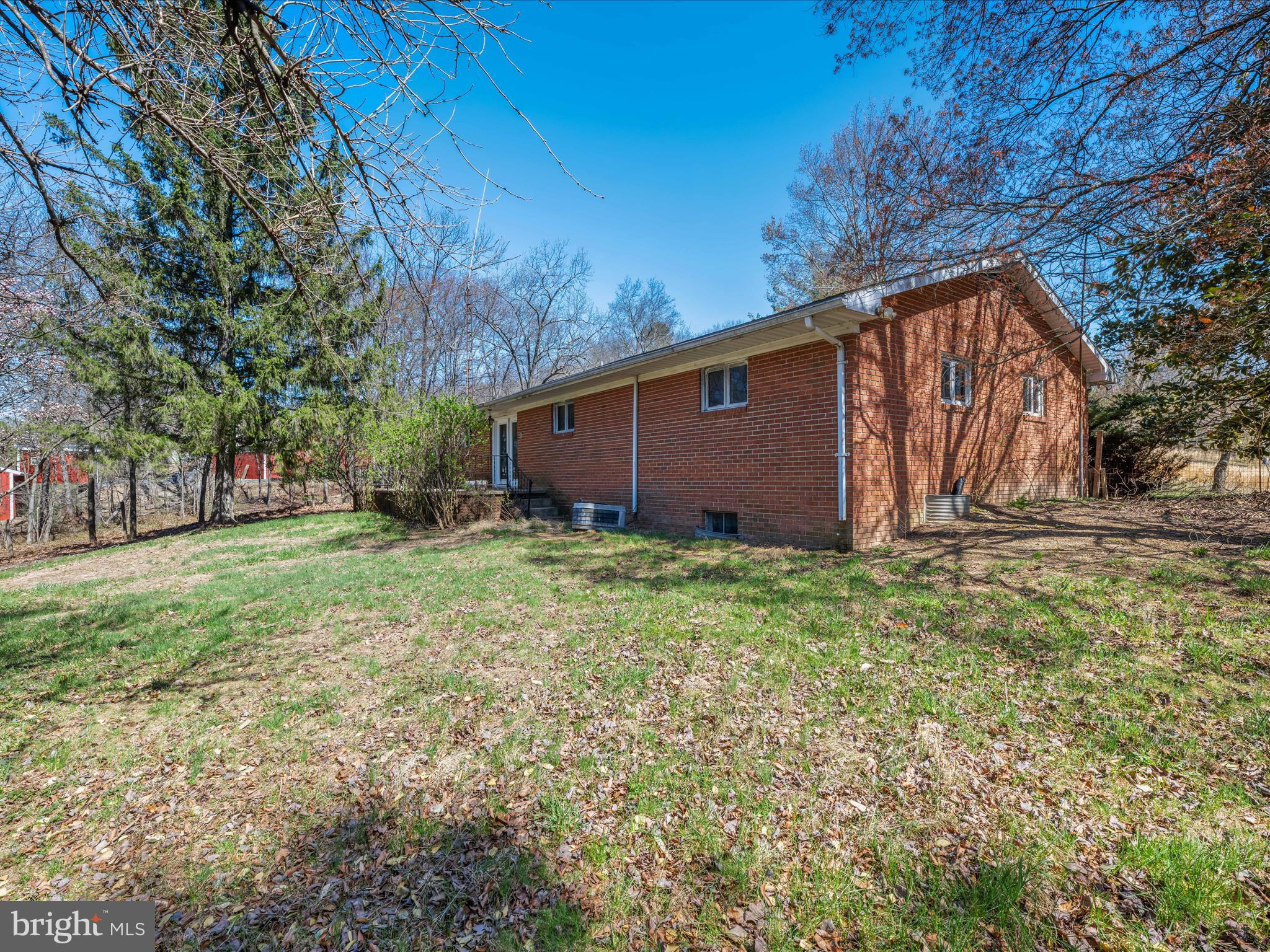 LAKEWOOD HILLS - Residential