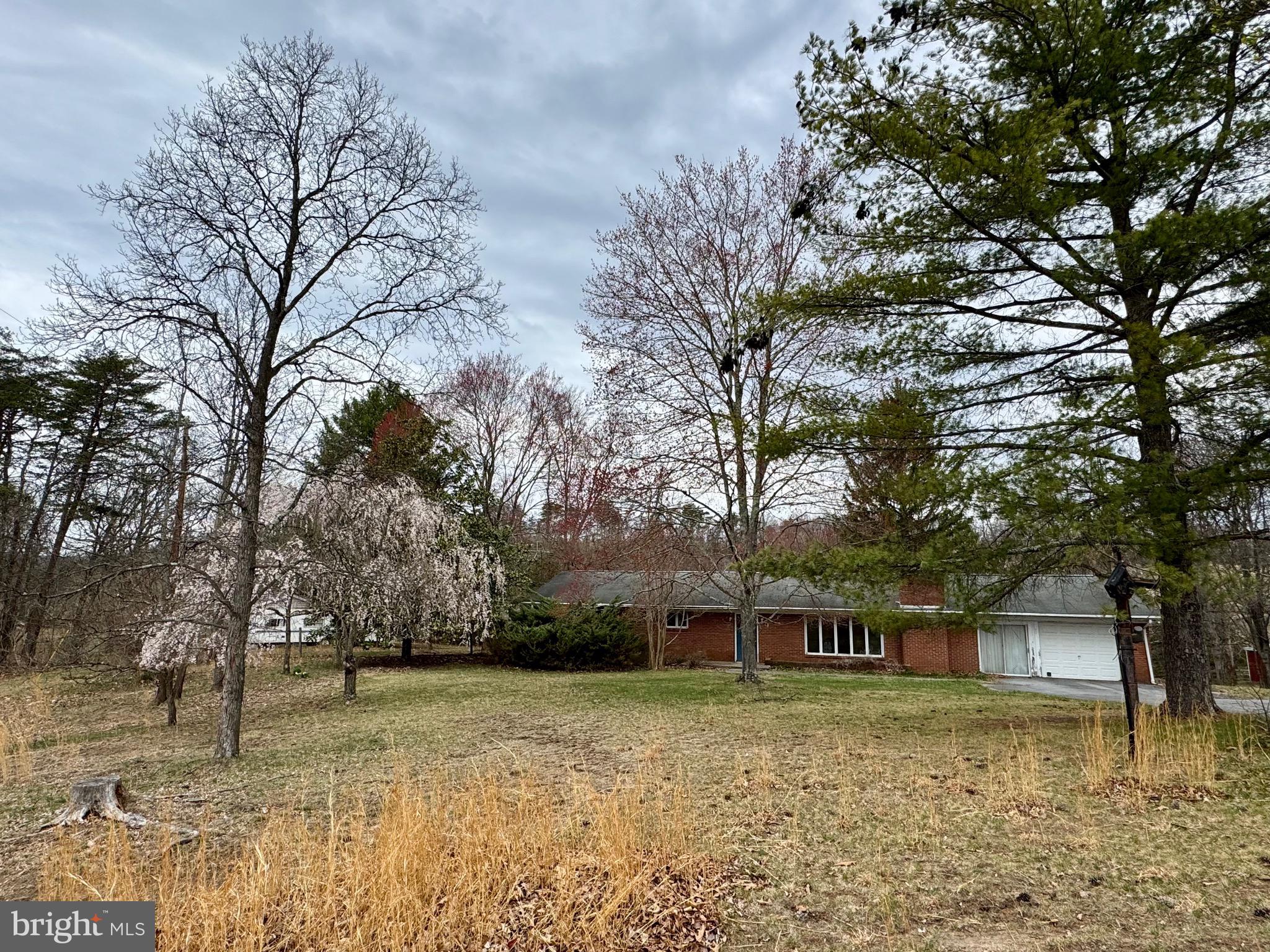 LAKEWOOD HILLS - Residential