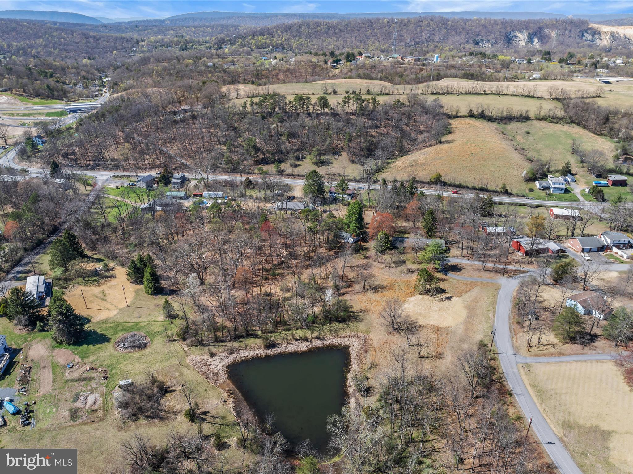 LAKEWOOD HILLS - Residential