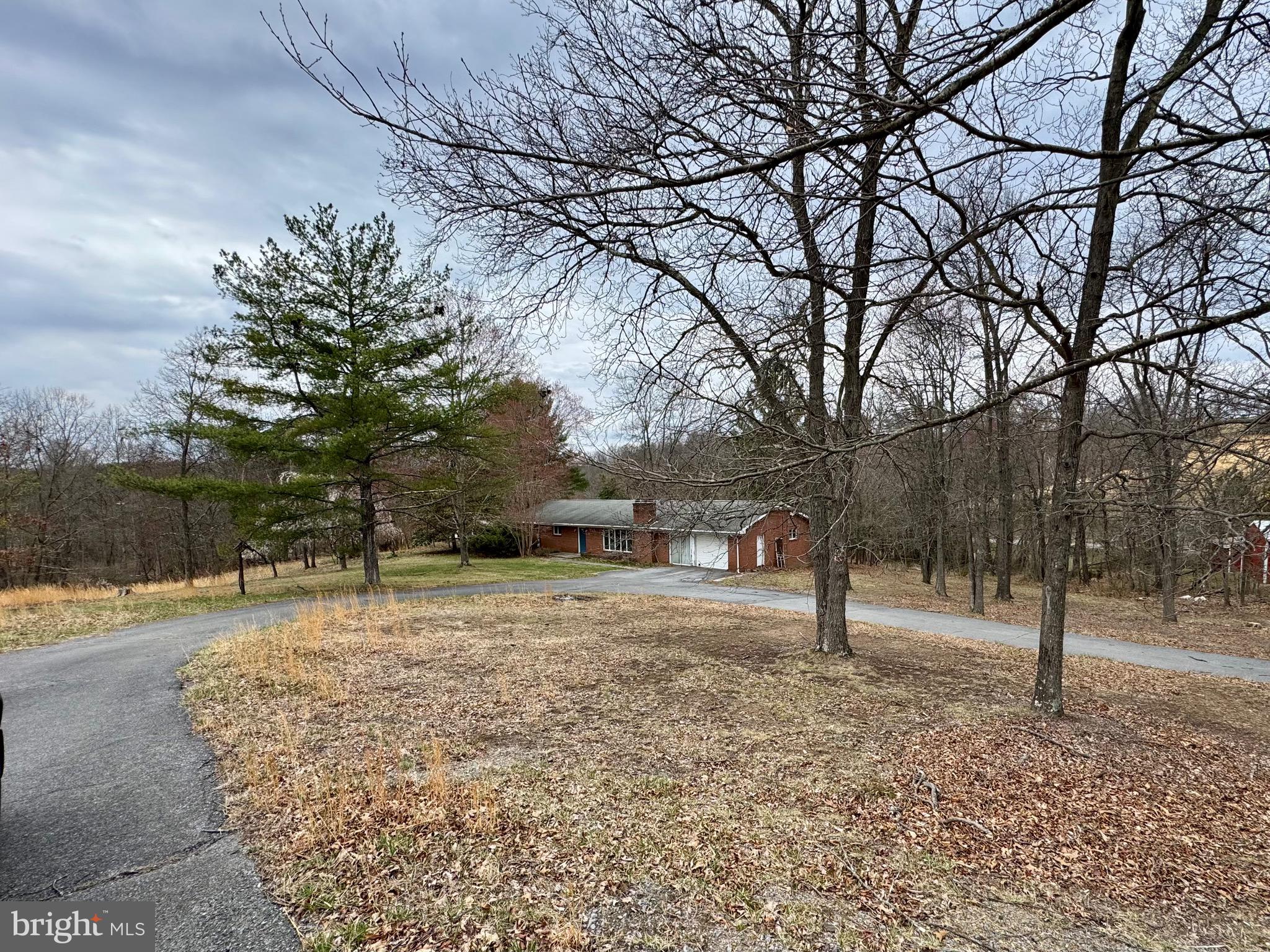 LAKEWOOD HILLS - Residential