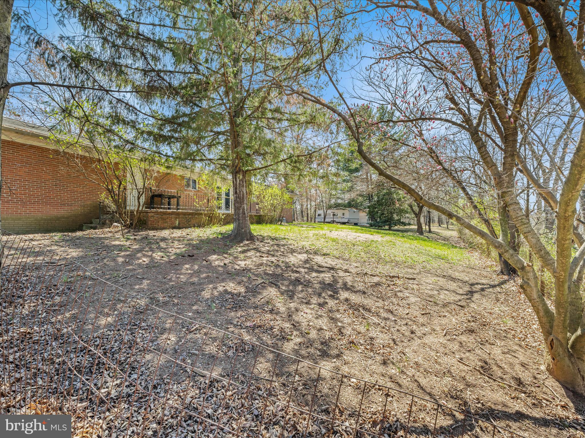 LAKEWOOD HILLS - Residential