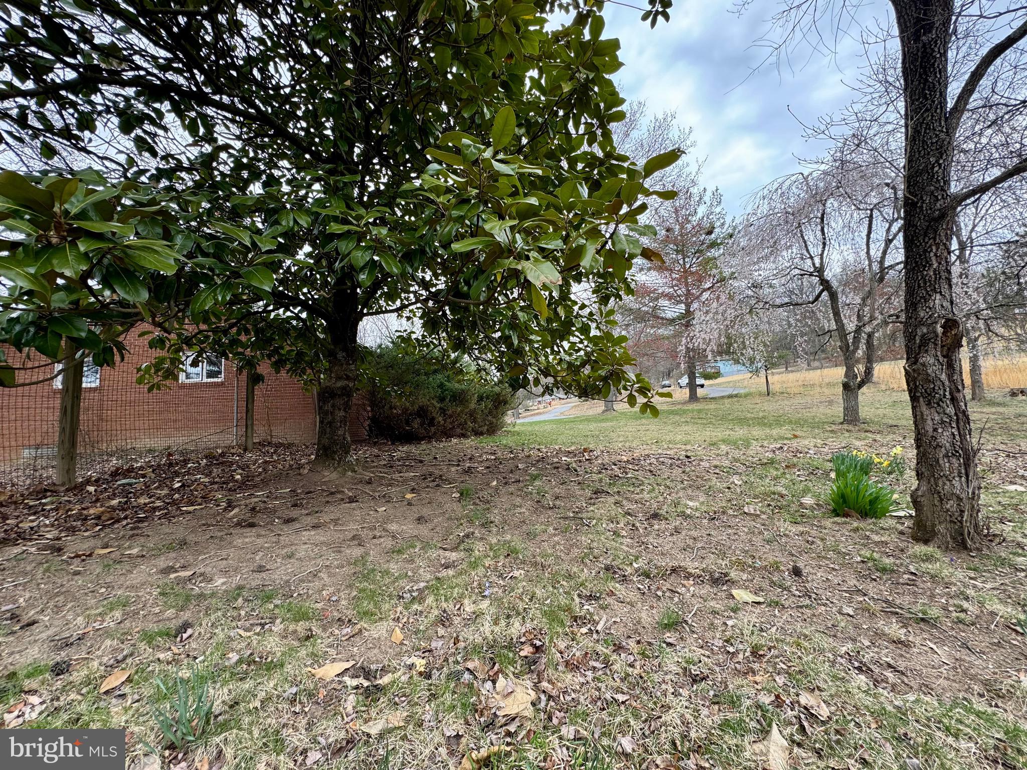 LAKEWOOD HILLS - Residential