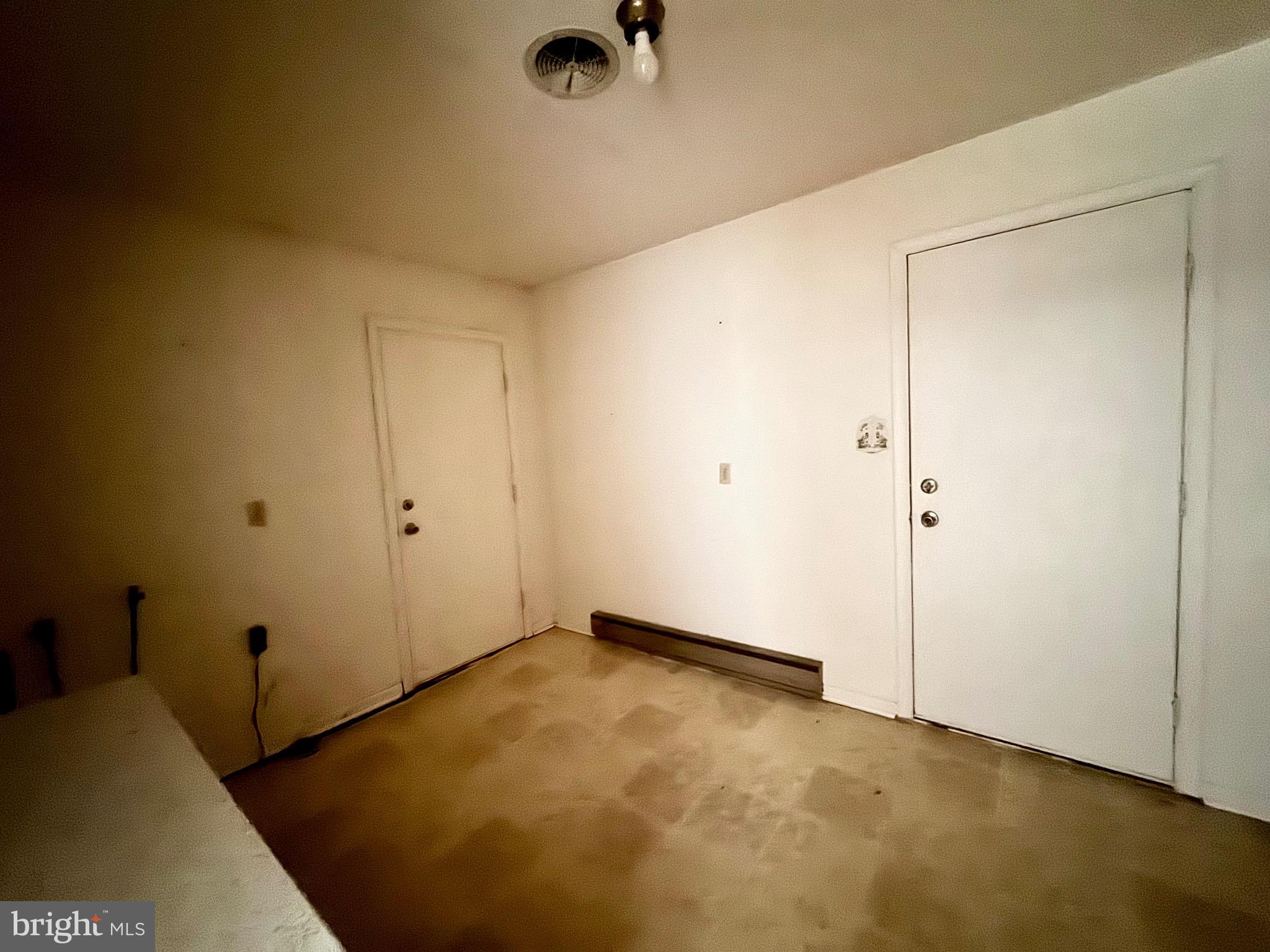 LAKEWOOD HILLS - Residential