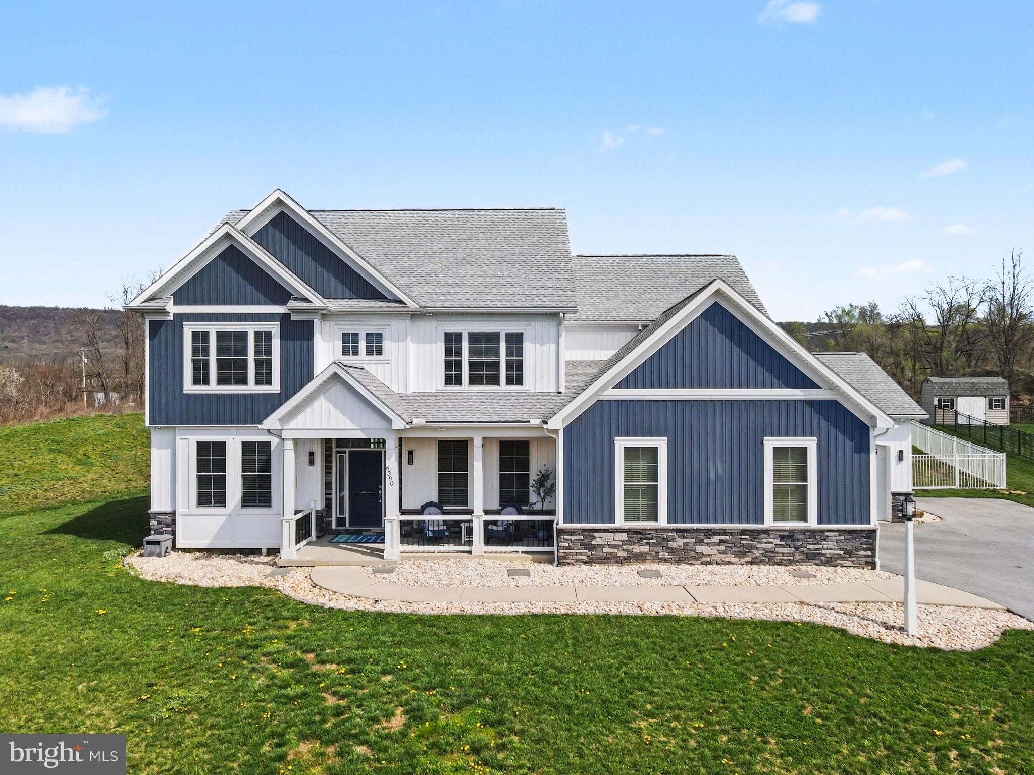 HAWKS LANDING - Residential