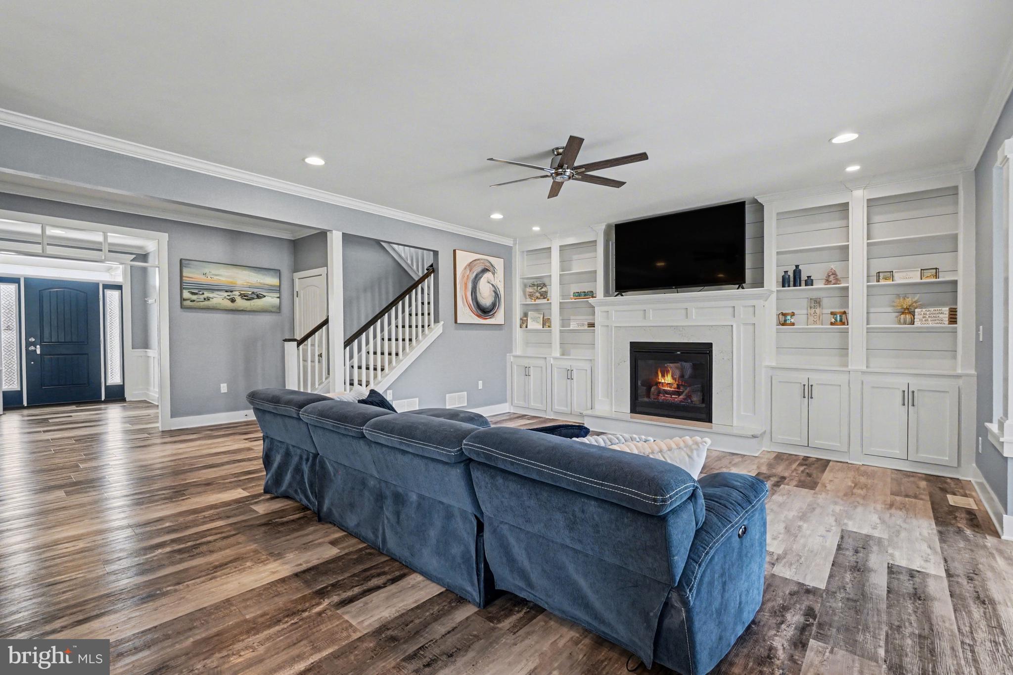 HAWKS LANDING - Residential