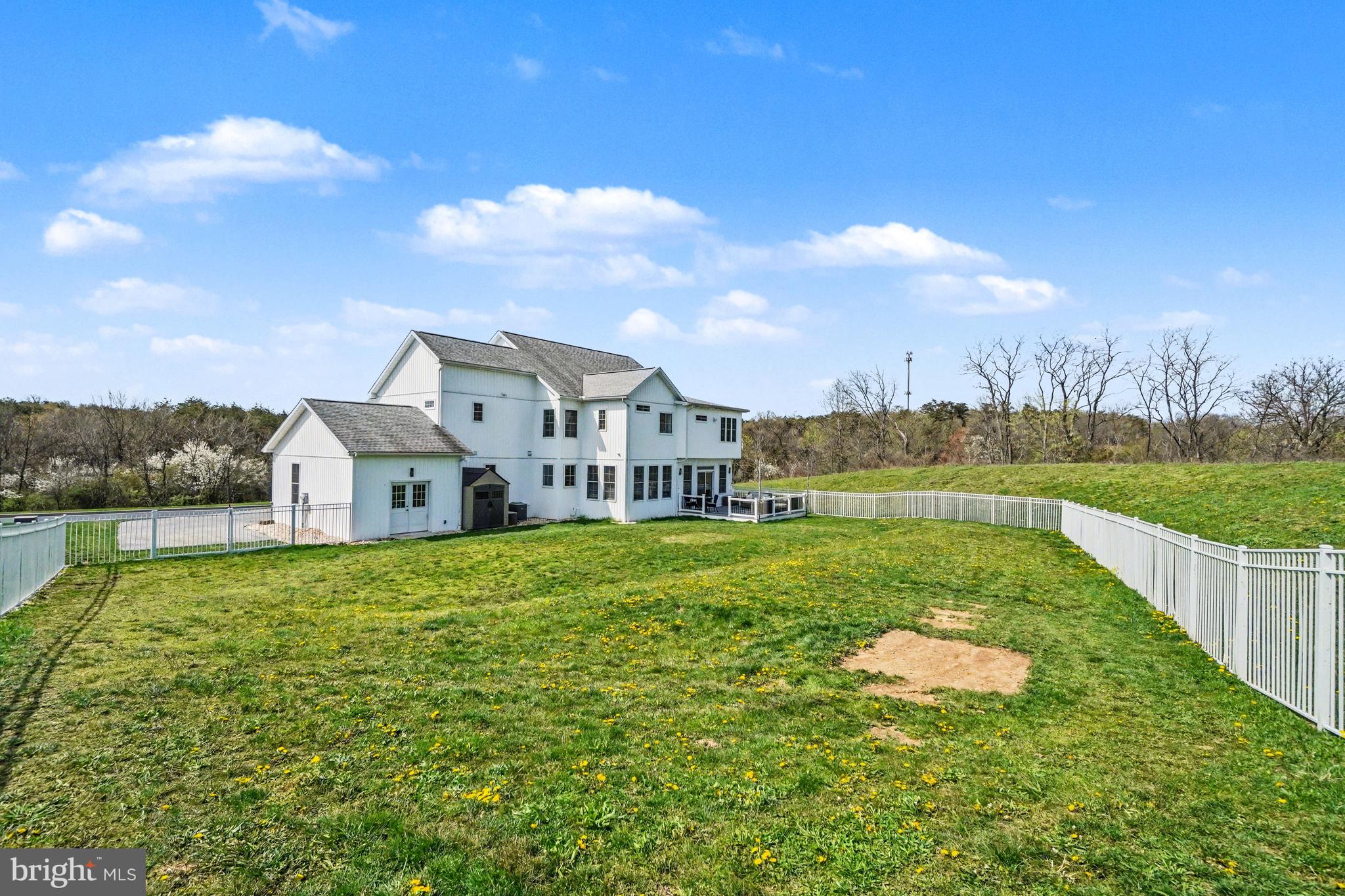 HAWKS LANDING - Residential