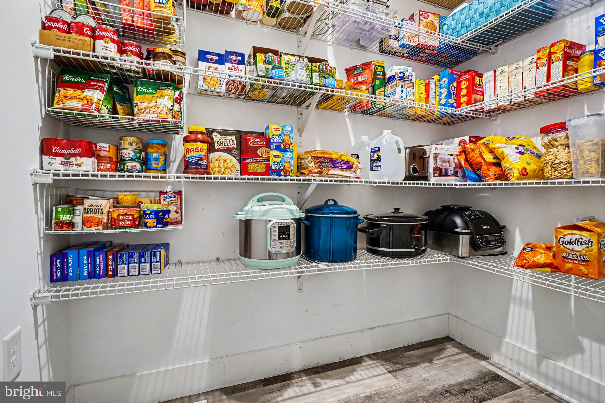 HAWKS LANDING - Residential