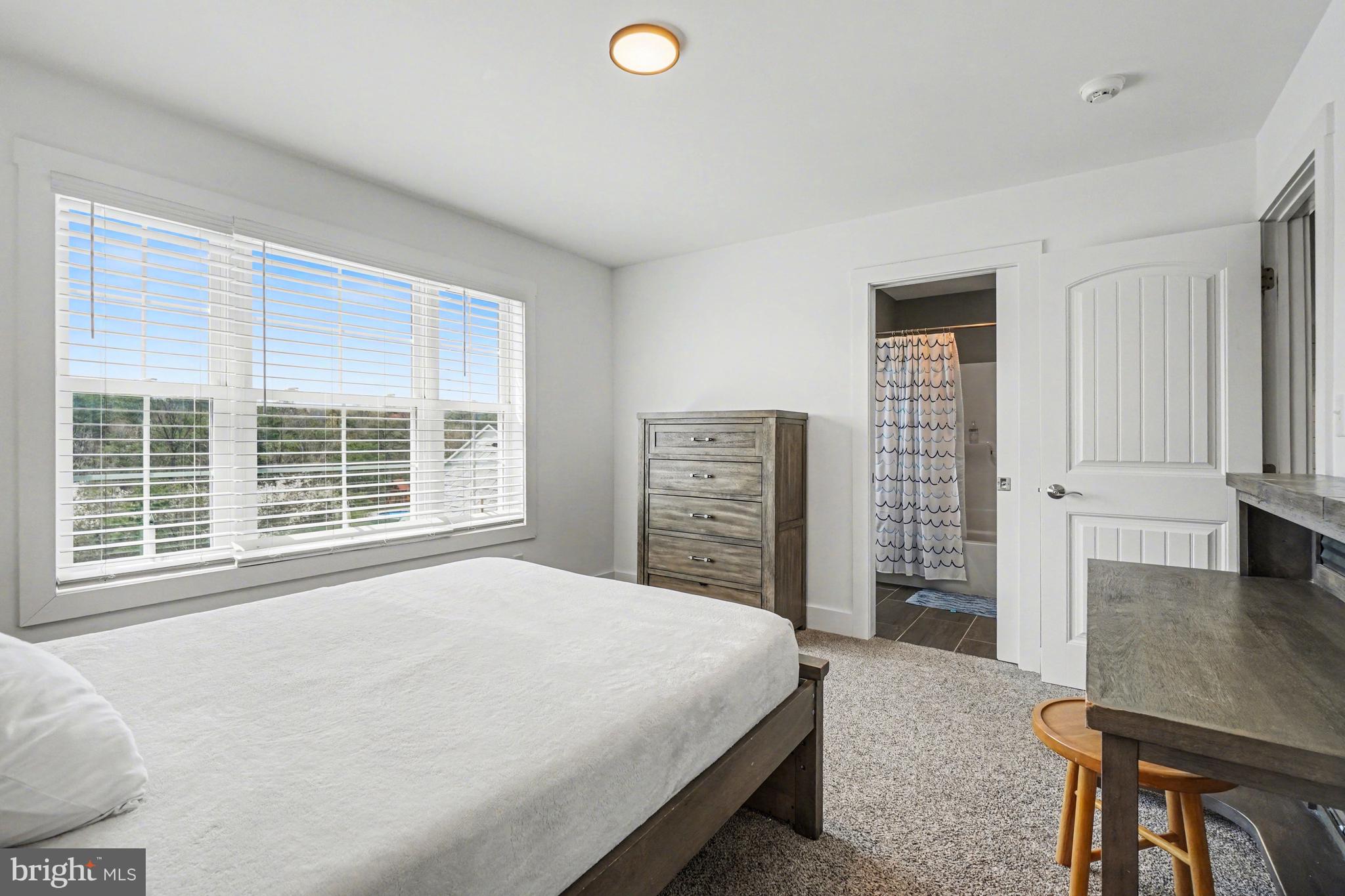 HAWKS LANDING - Residential