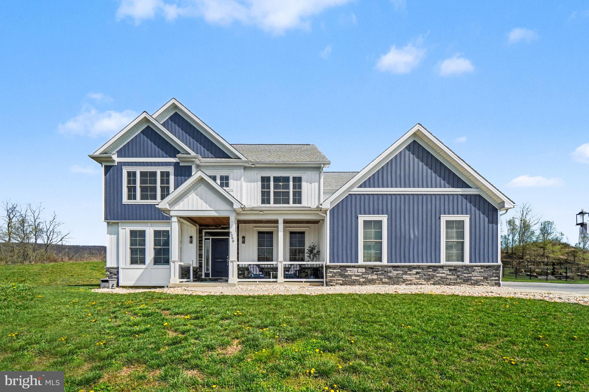 HAWKS LANDING - Residential