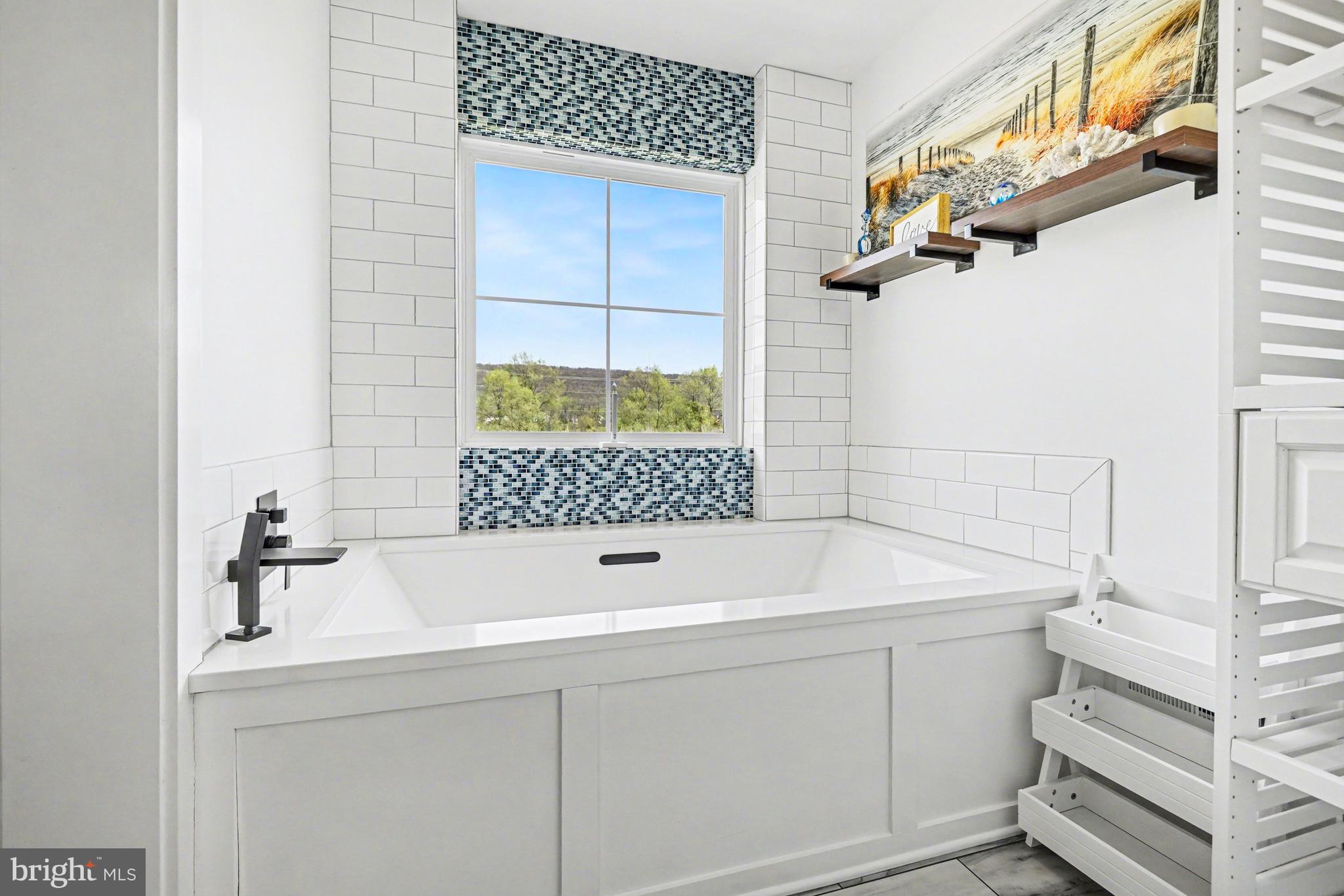 HAWKS LANDING - Residential