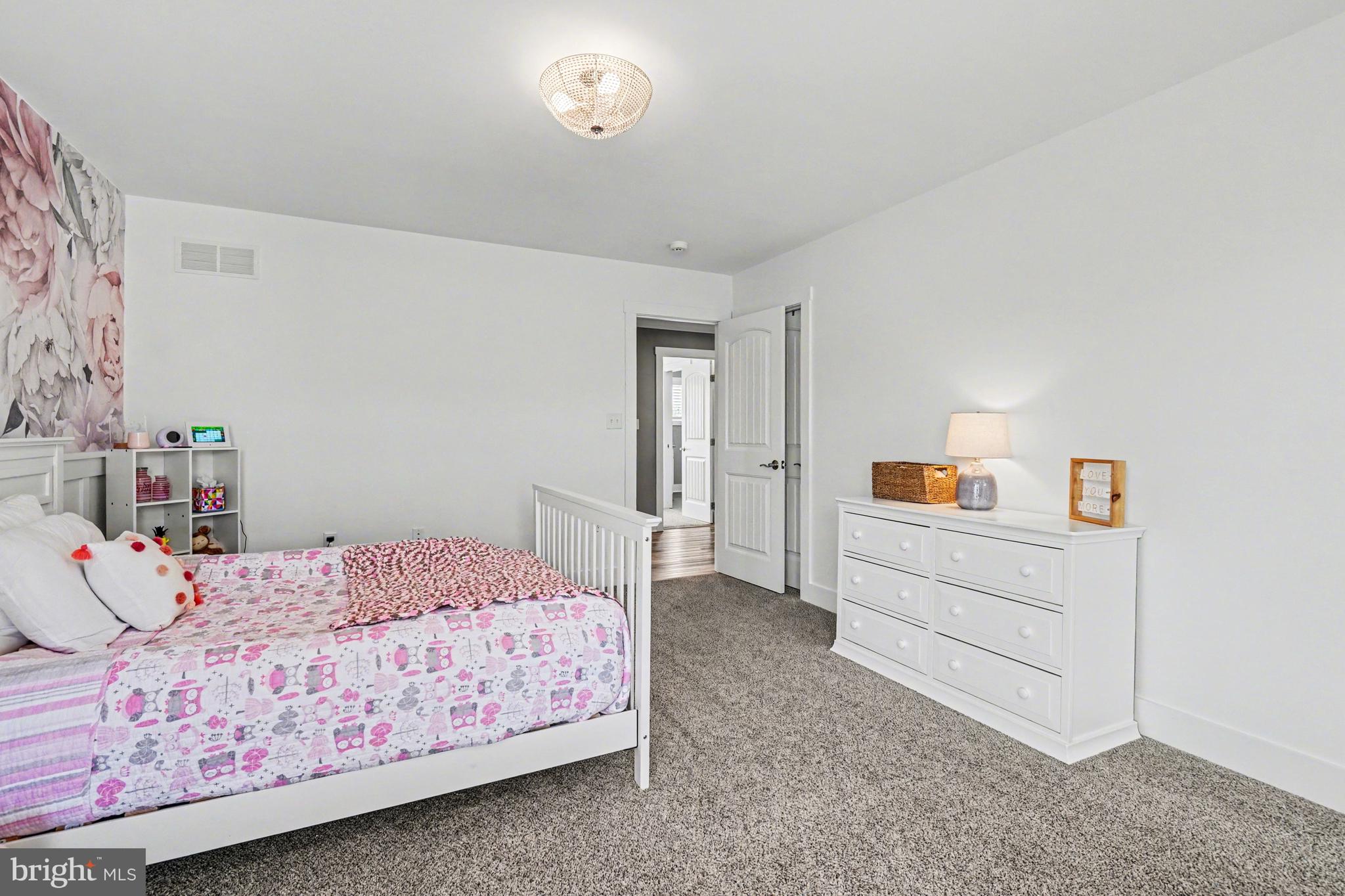 HAWKS LANDING - Residential