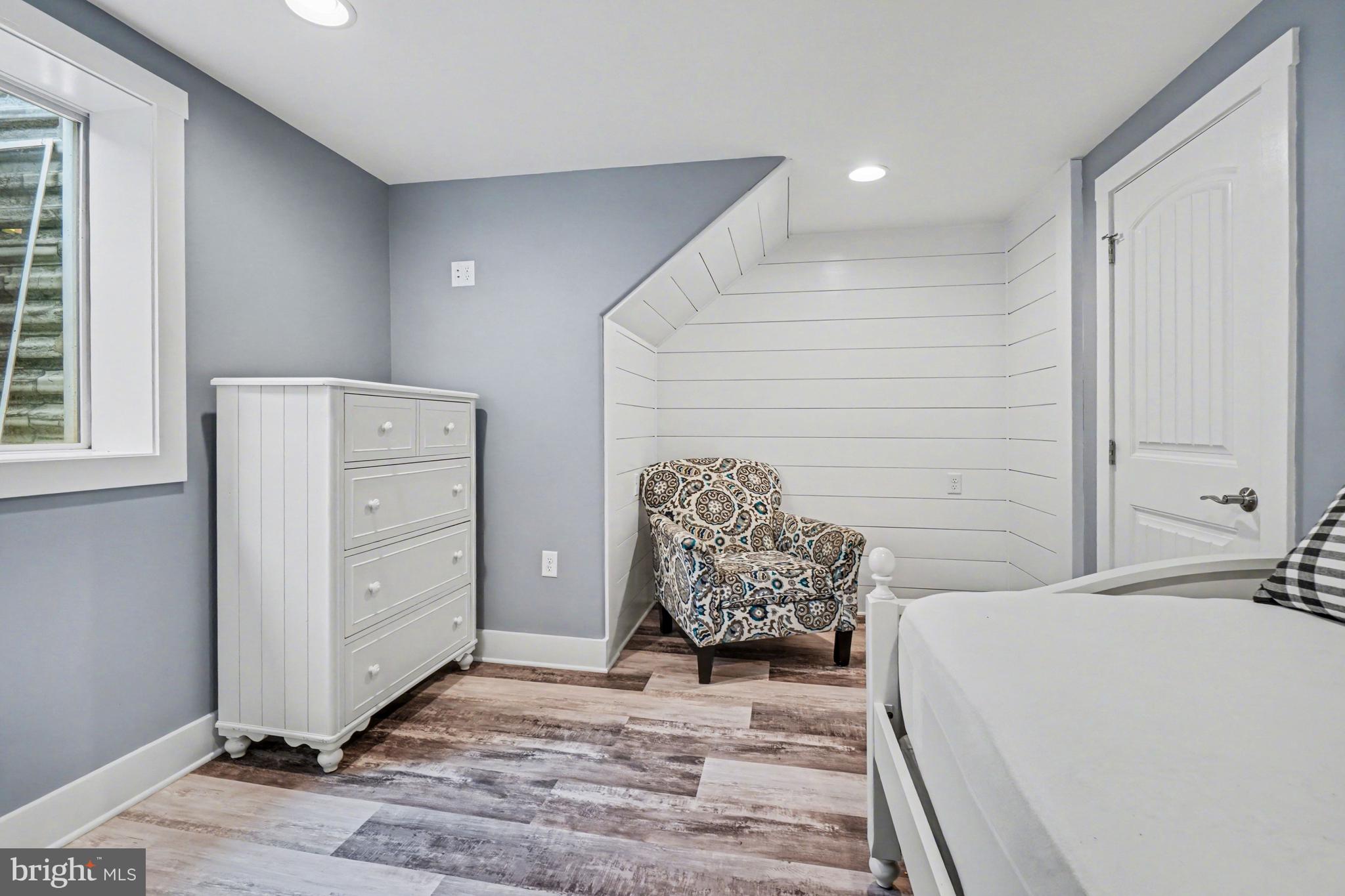 HAWKS LANDING - Residential