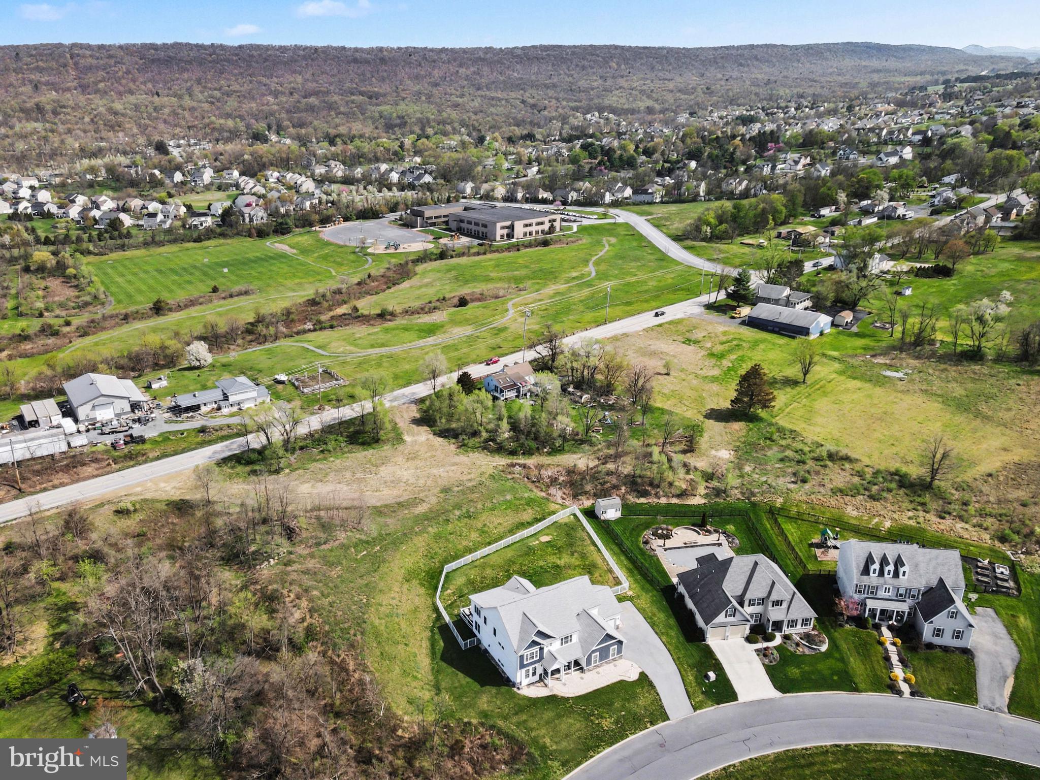 HAWKS LANDING - Residential